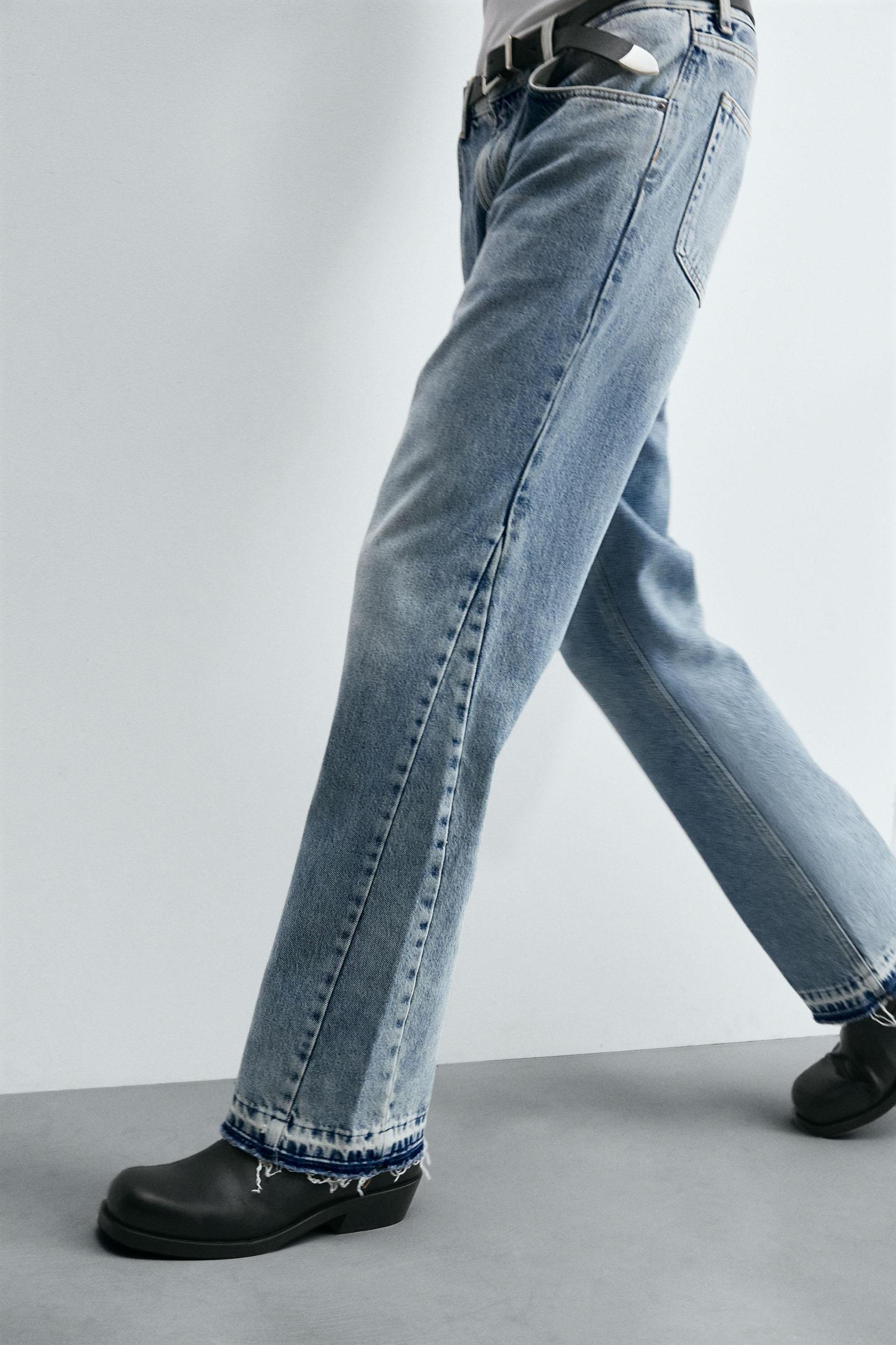 FLARE FIT JEANS Product Image