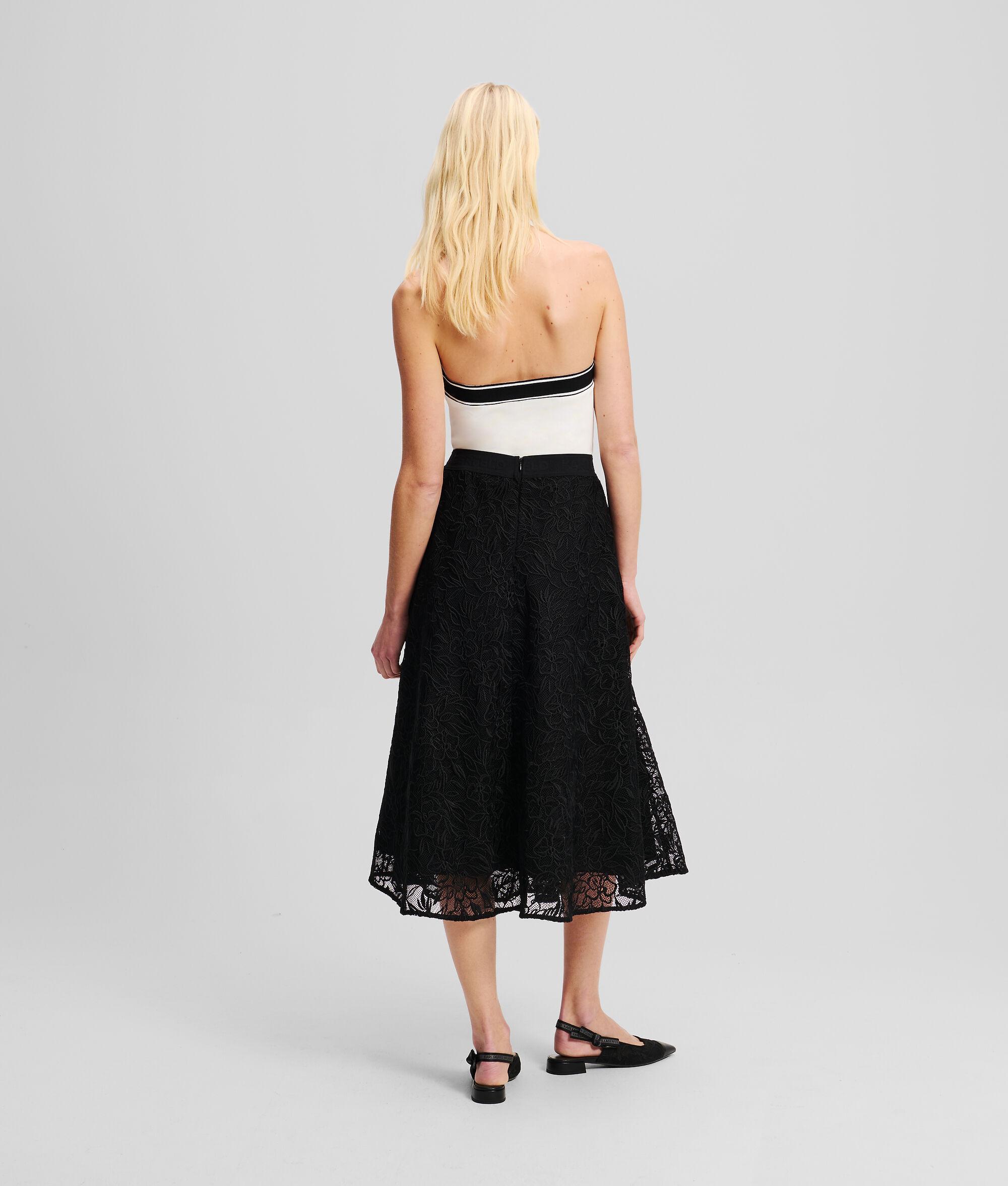 ORCHID EMBROIDERY SKIRT  Product Image