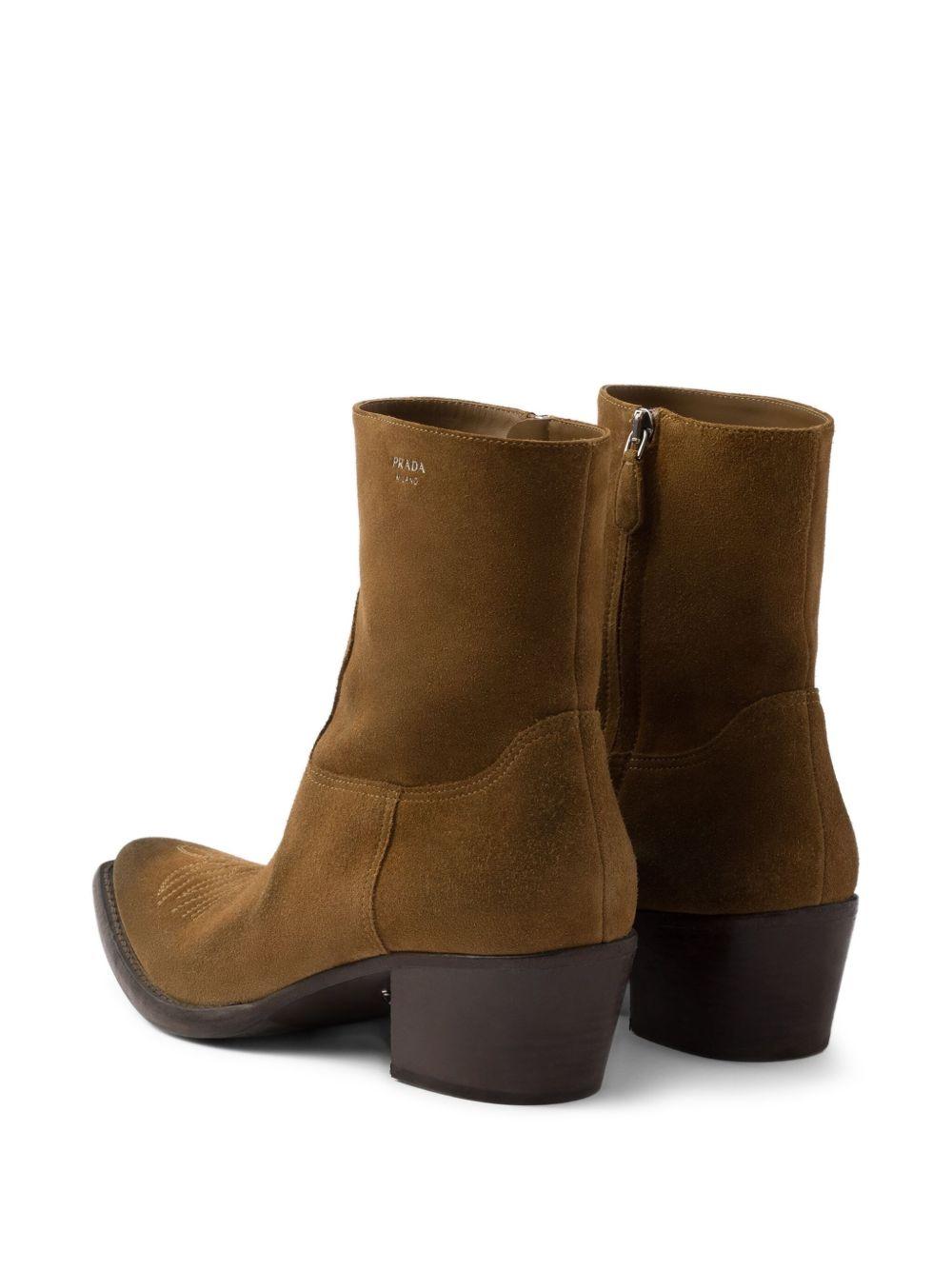 suede boots Product Image