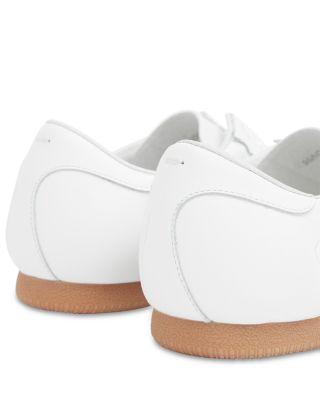 Women's Court Low Top Sneakers  Product Image