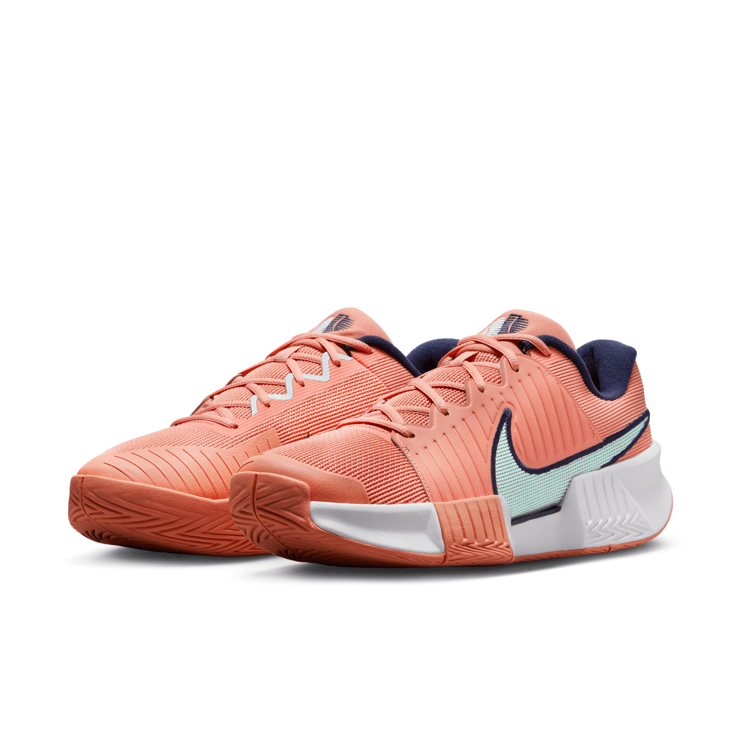 Nike GP Challenge Pro Men's Hard Court Tennis Shoes Product Image