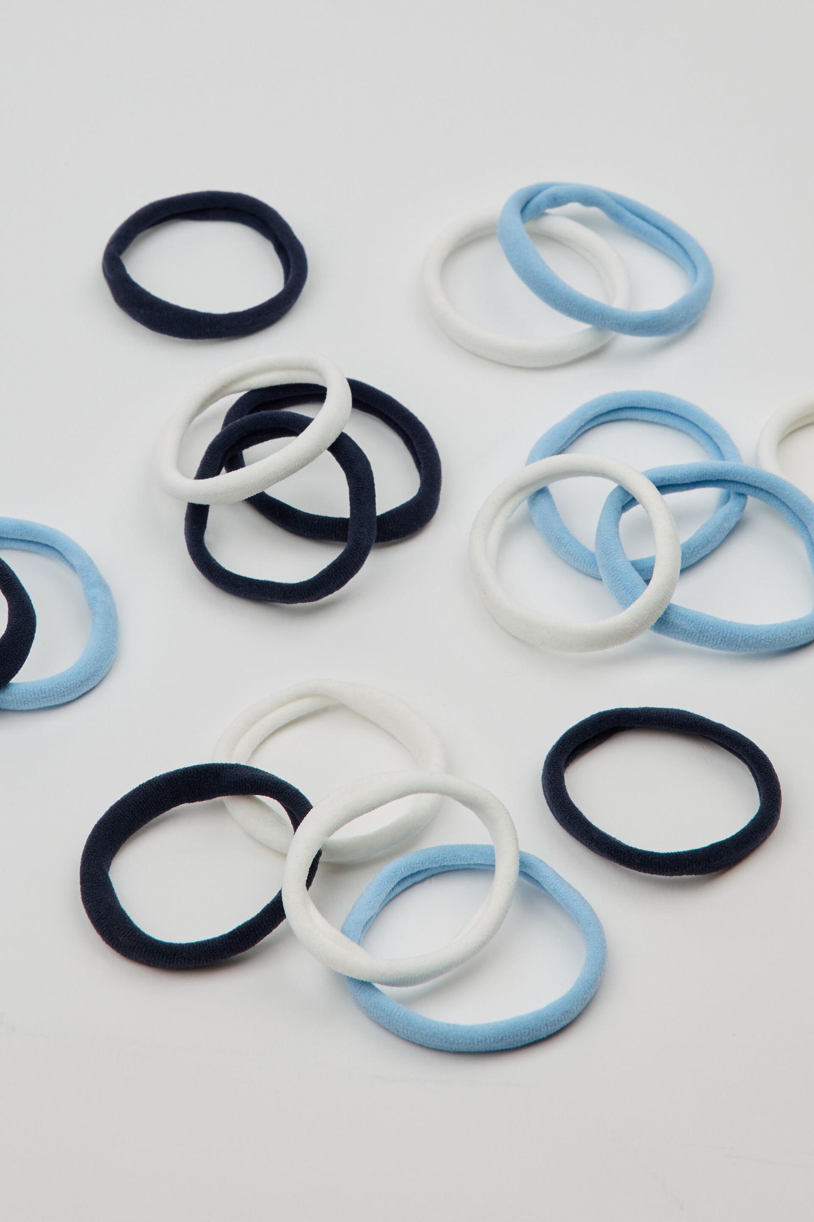 Pack of 18 Seamless Hair Elastics Product Image