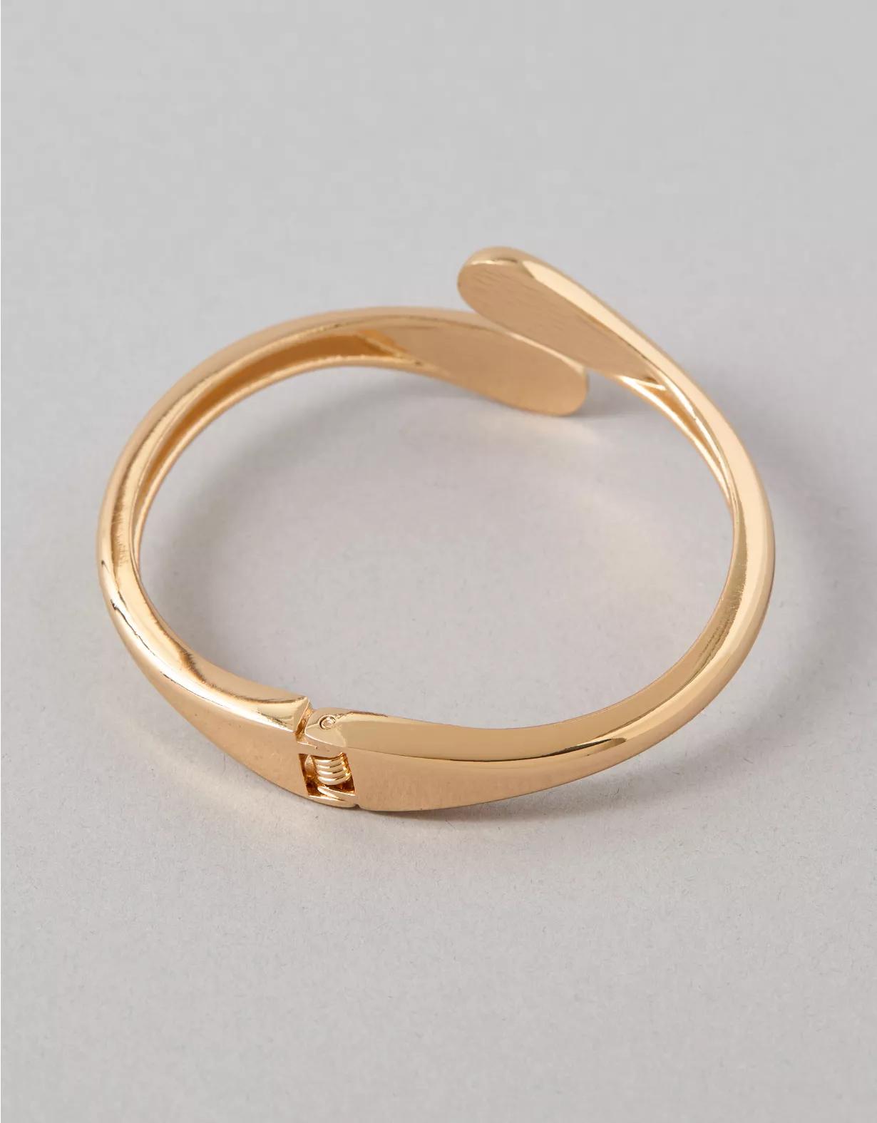 AEO Twist Bracelet Product Image