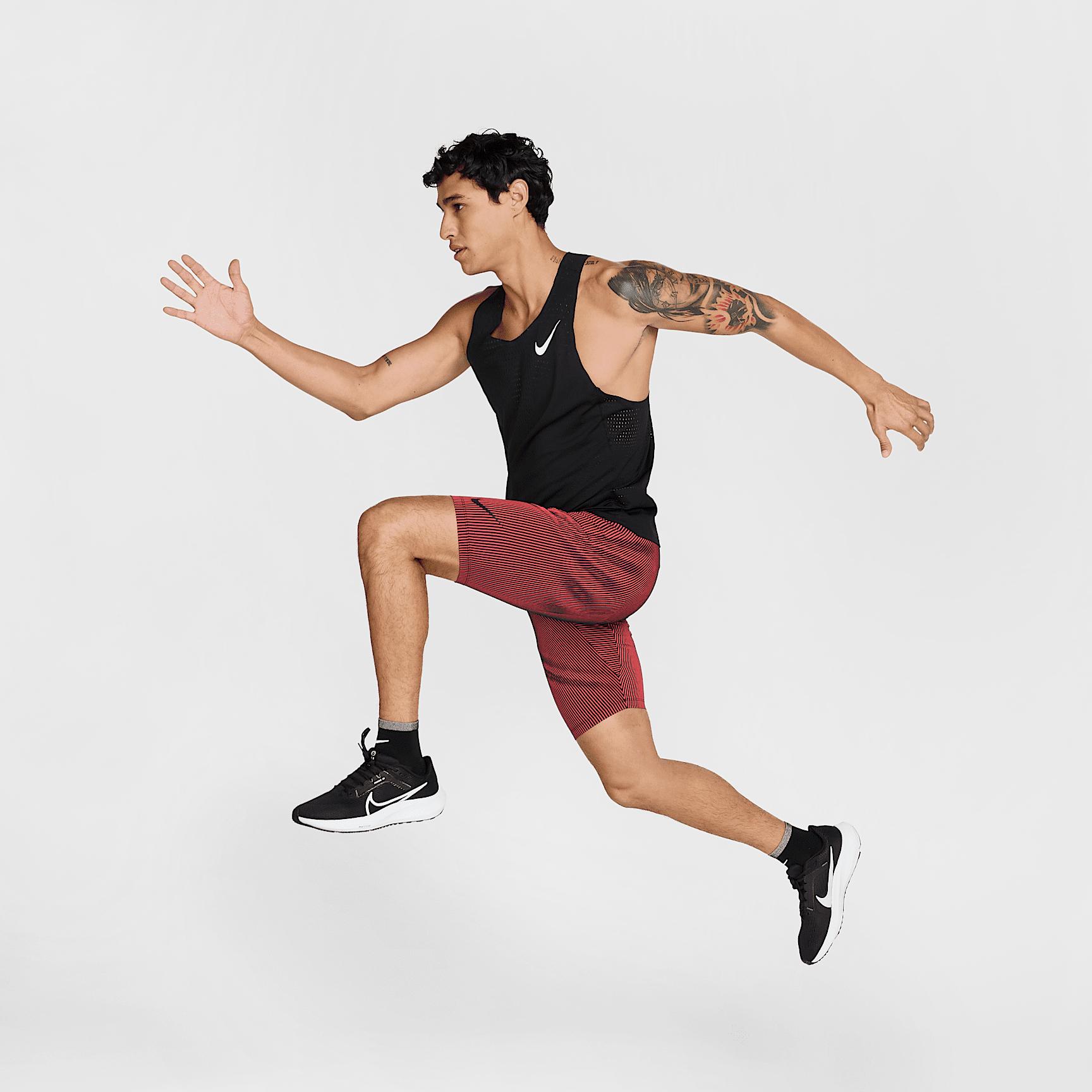 Nike AeroSwift Men's Dri-FIT ADV Running 1/2-Length Tights Product Image