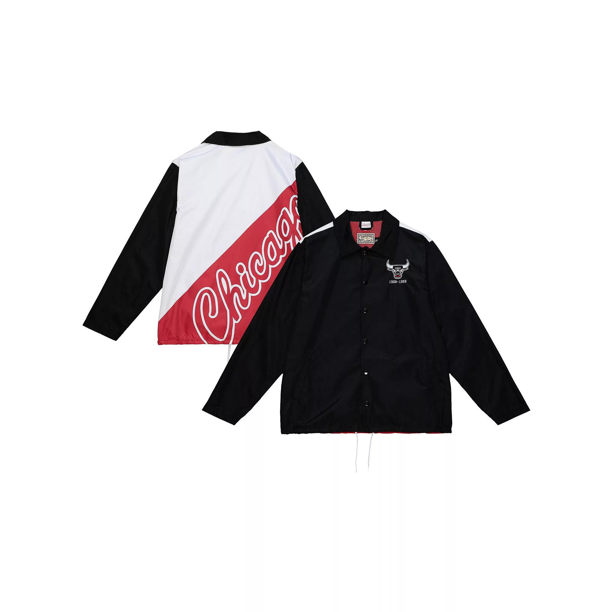 Men's Mitchell & Ness  Black Chicago Bulls Big Face 5.0 Coaches Full-Snap Jacket, Size: Small Product Image