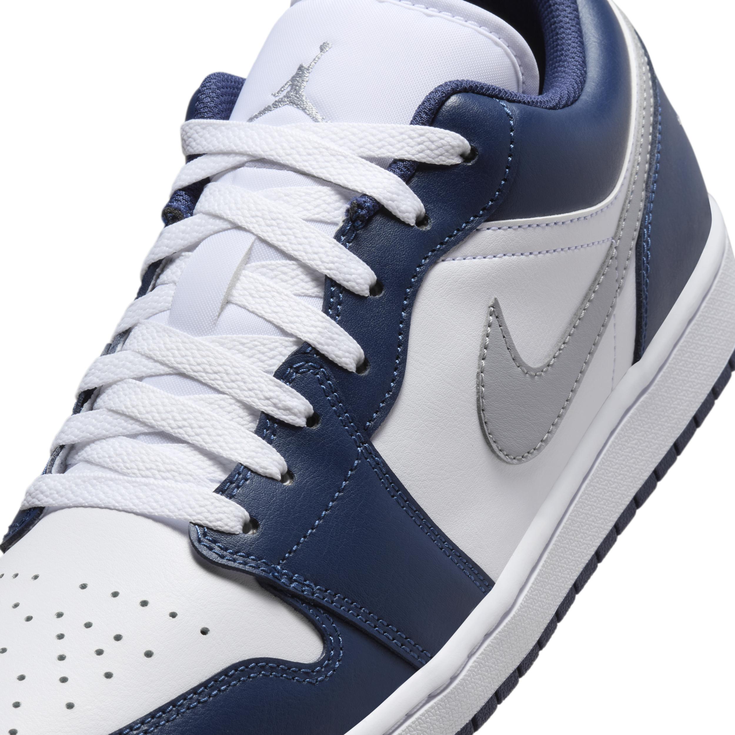 Mens Air Retro 1 Low Casual Shoes Product Image
