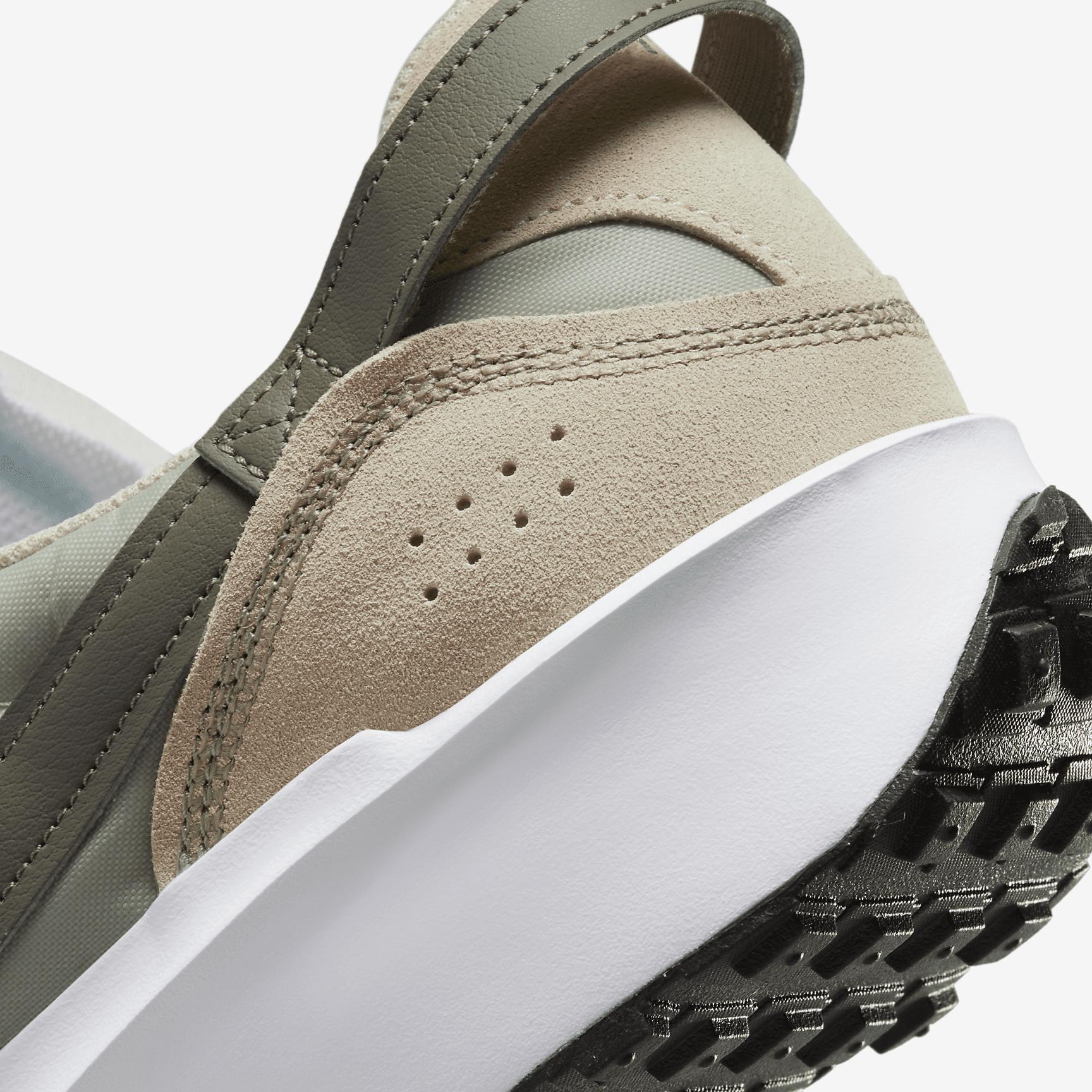 Nike Men's Waffle Debut Shoes Product Image