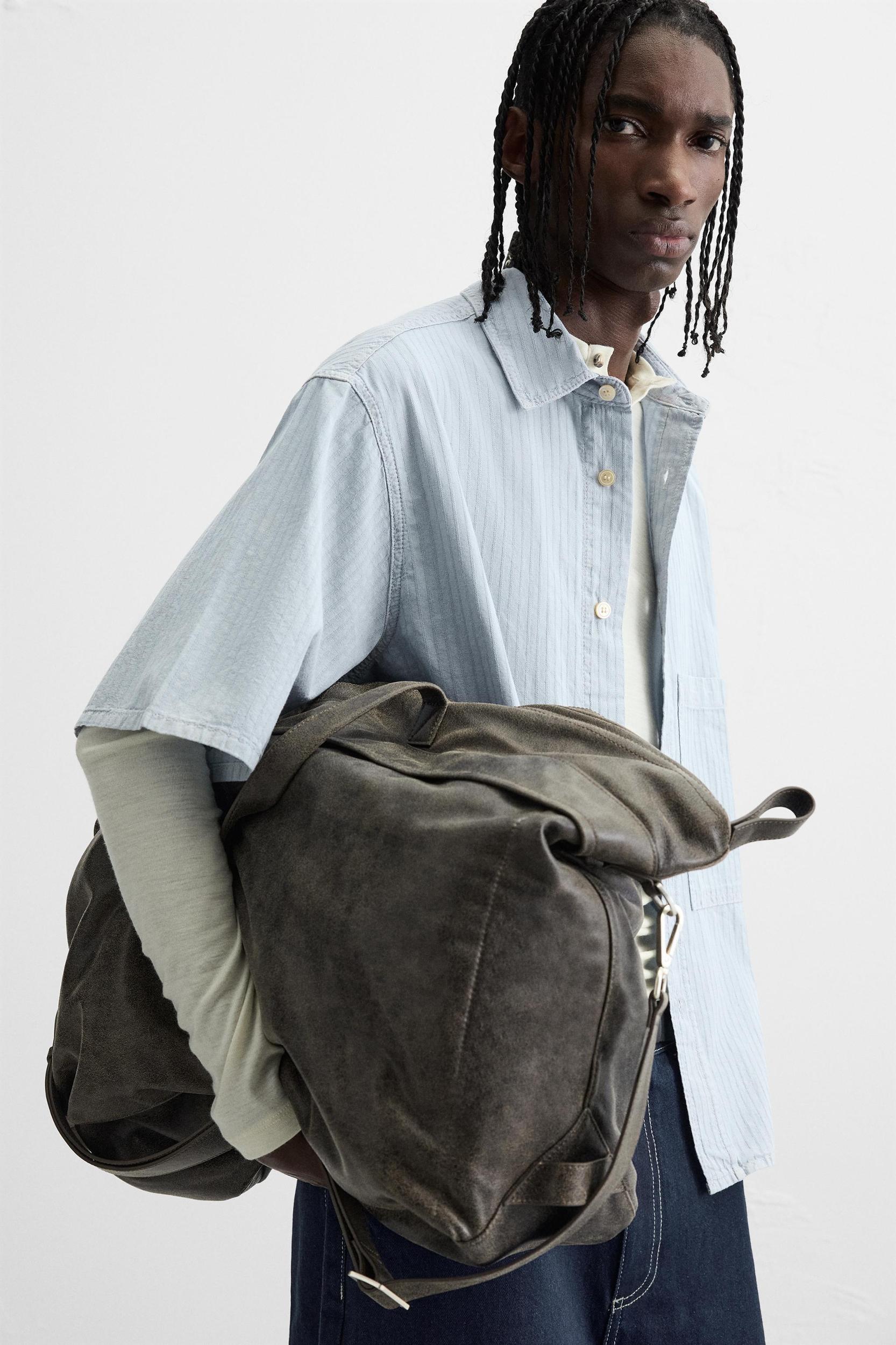 STRIPED SHIRT Product Image