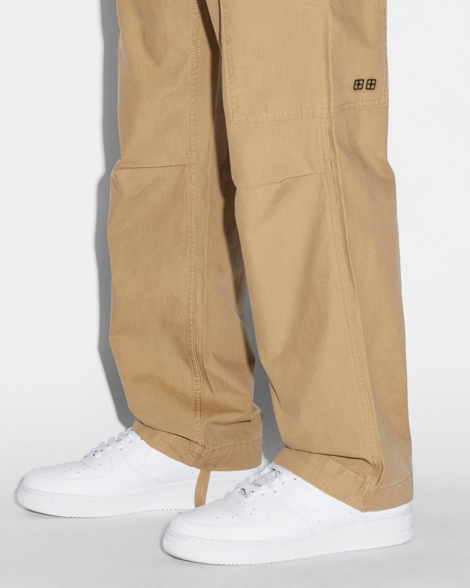 FUGITIVE CARGO PANT DARK TAN Male Product Image