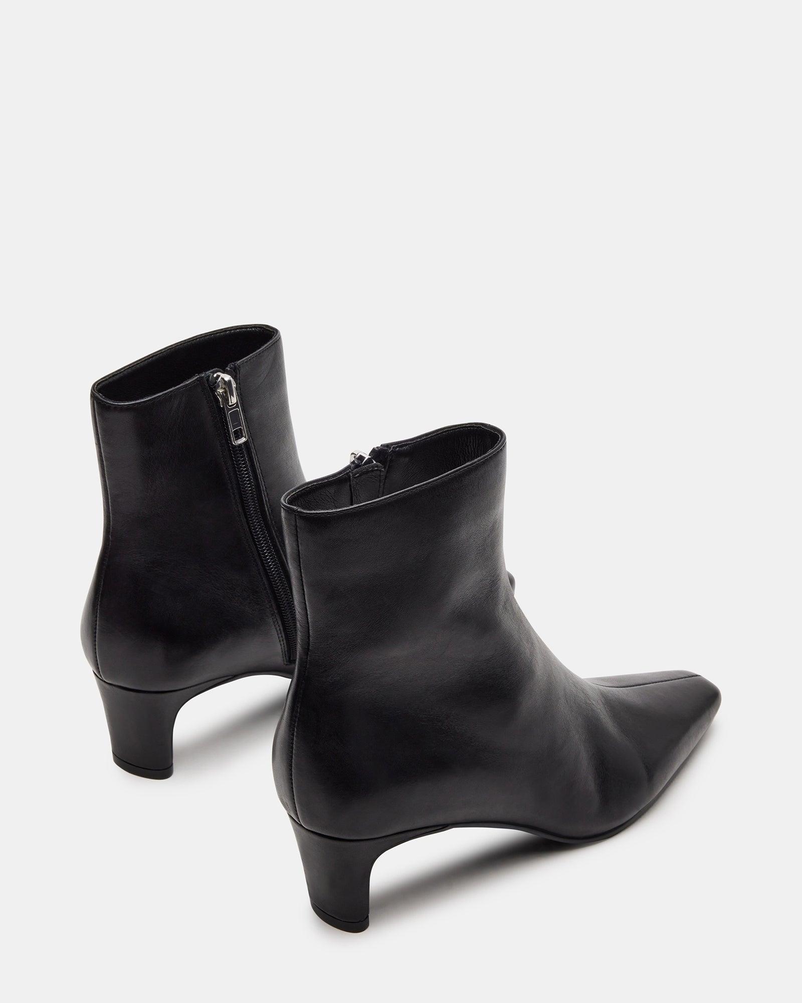 DELVIE WHITE MULTI Female Product Image