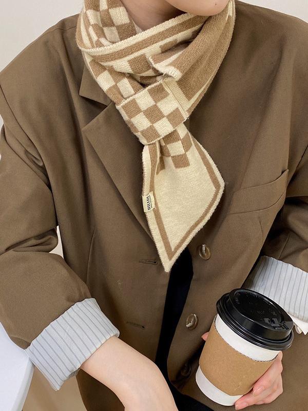 Checkerboard Split-Joint Scarf Product Image