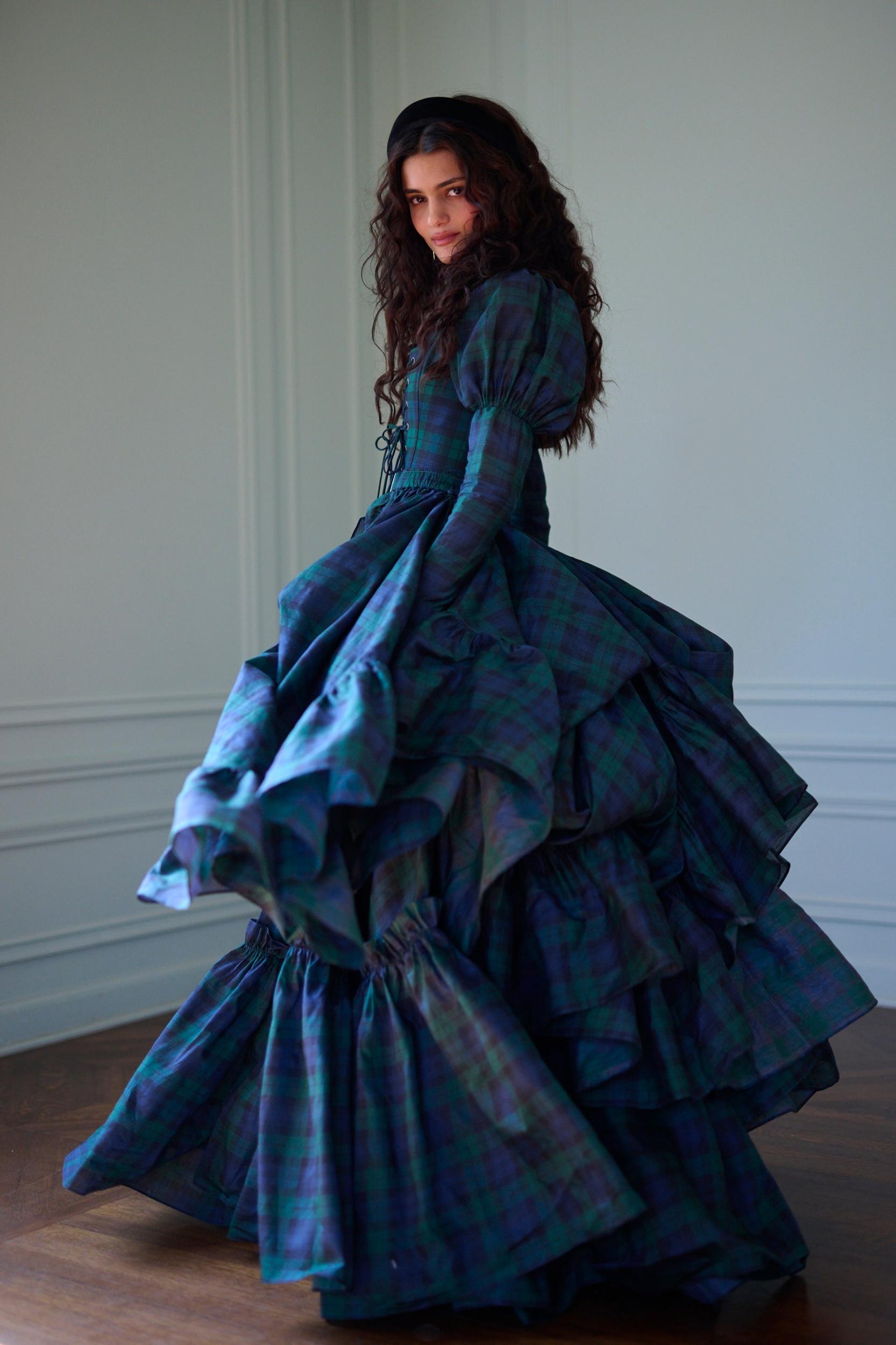 The Scotland Plaid Duchess Tournure Product Image