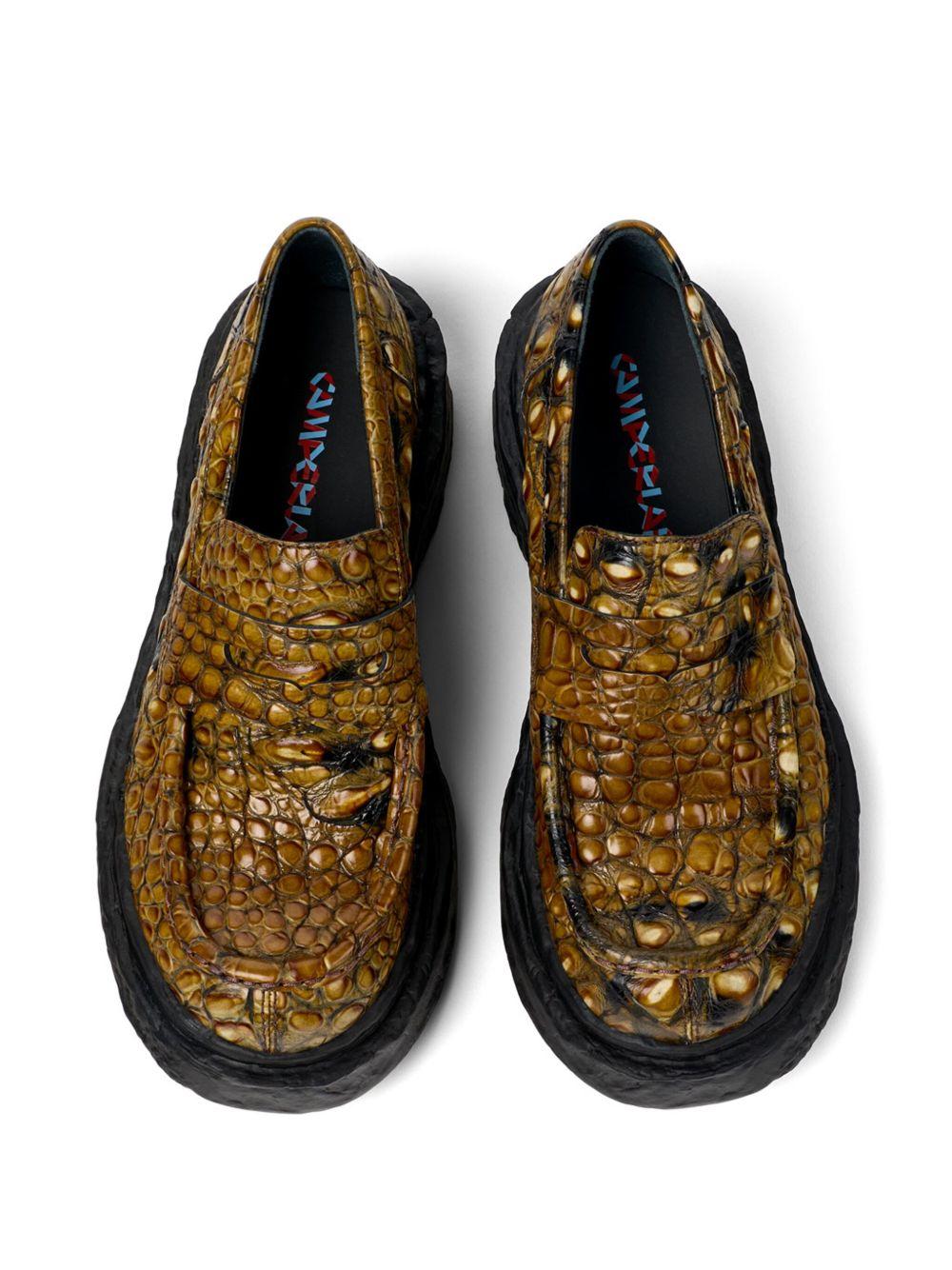 Vamonos croc-effect leather loafers Product Image