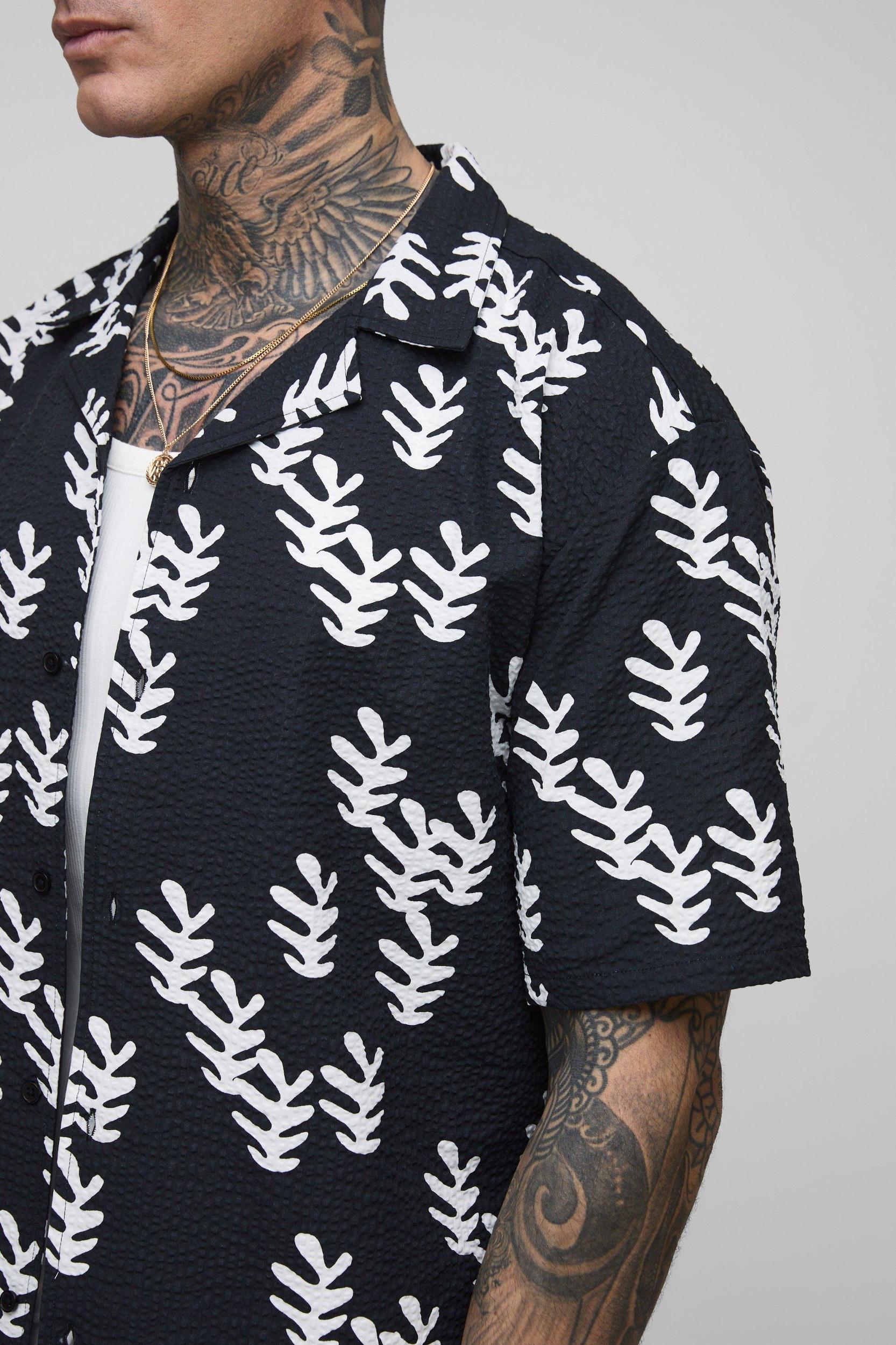Tall Seersucker Oversized Floral Revere Shirt | boohooMAN USA Product Image