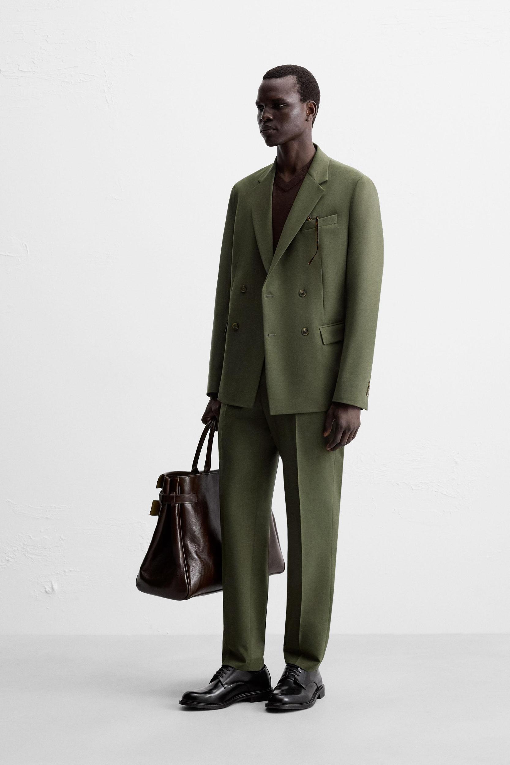 WOOL DOUBLE BREASTED SUIT BLAZER Product Image