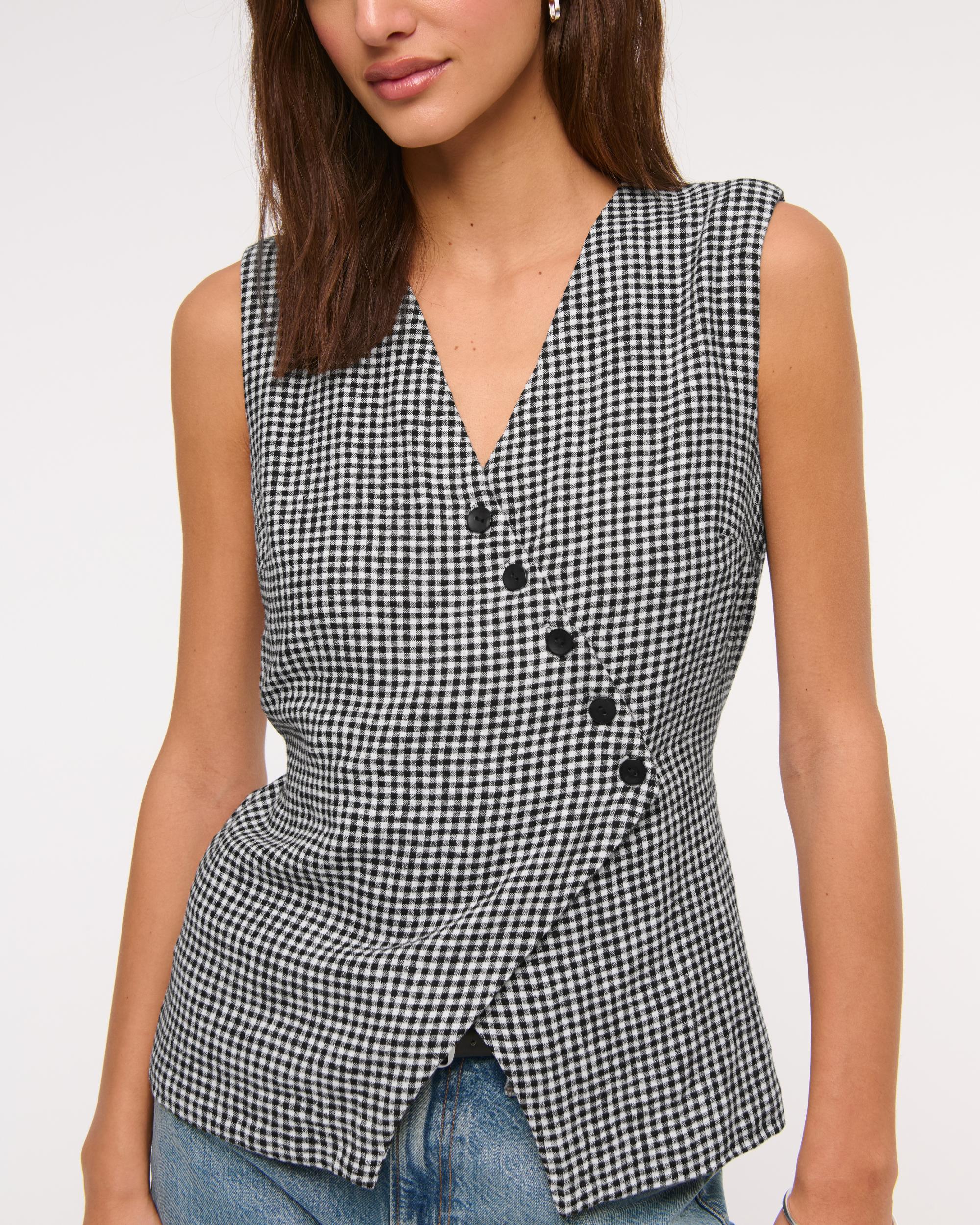 Asymmetrical Linen-Blend Vest Product Image