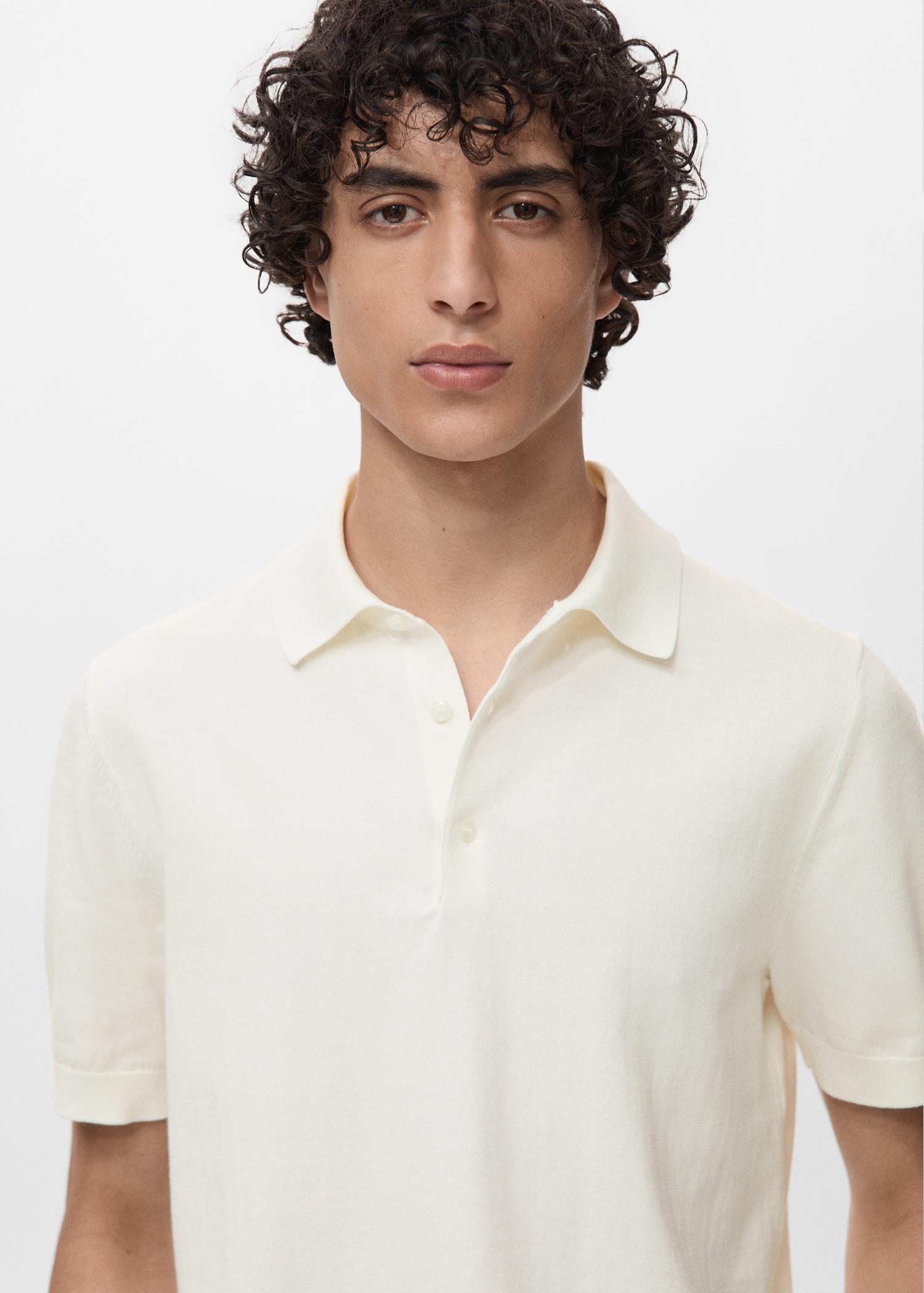 100% cotton fine-knit polo shirt - Men | MANGO USA Product Image
