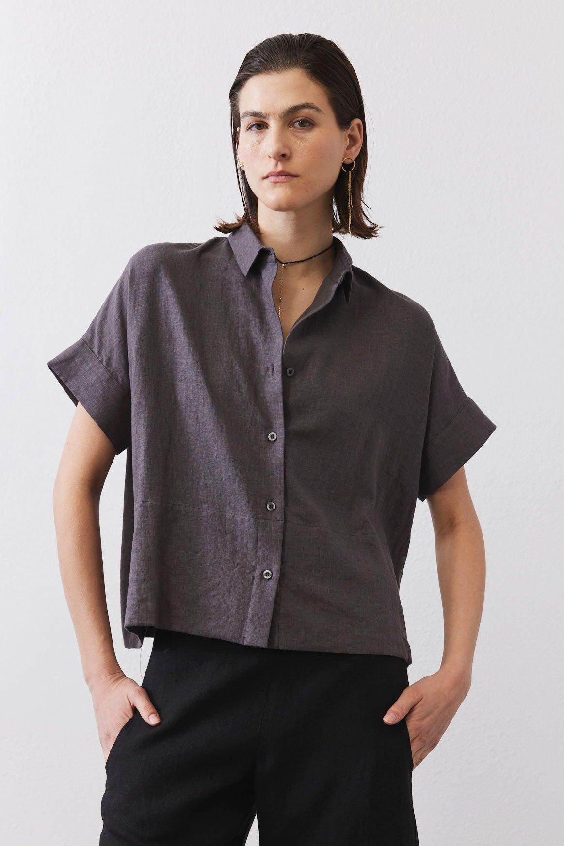 Boxy Linen Cropped Blouse Product Image