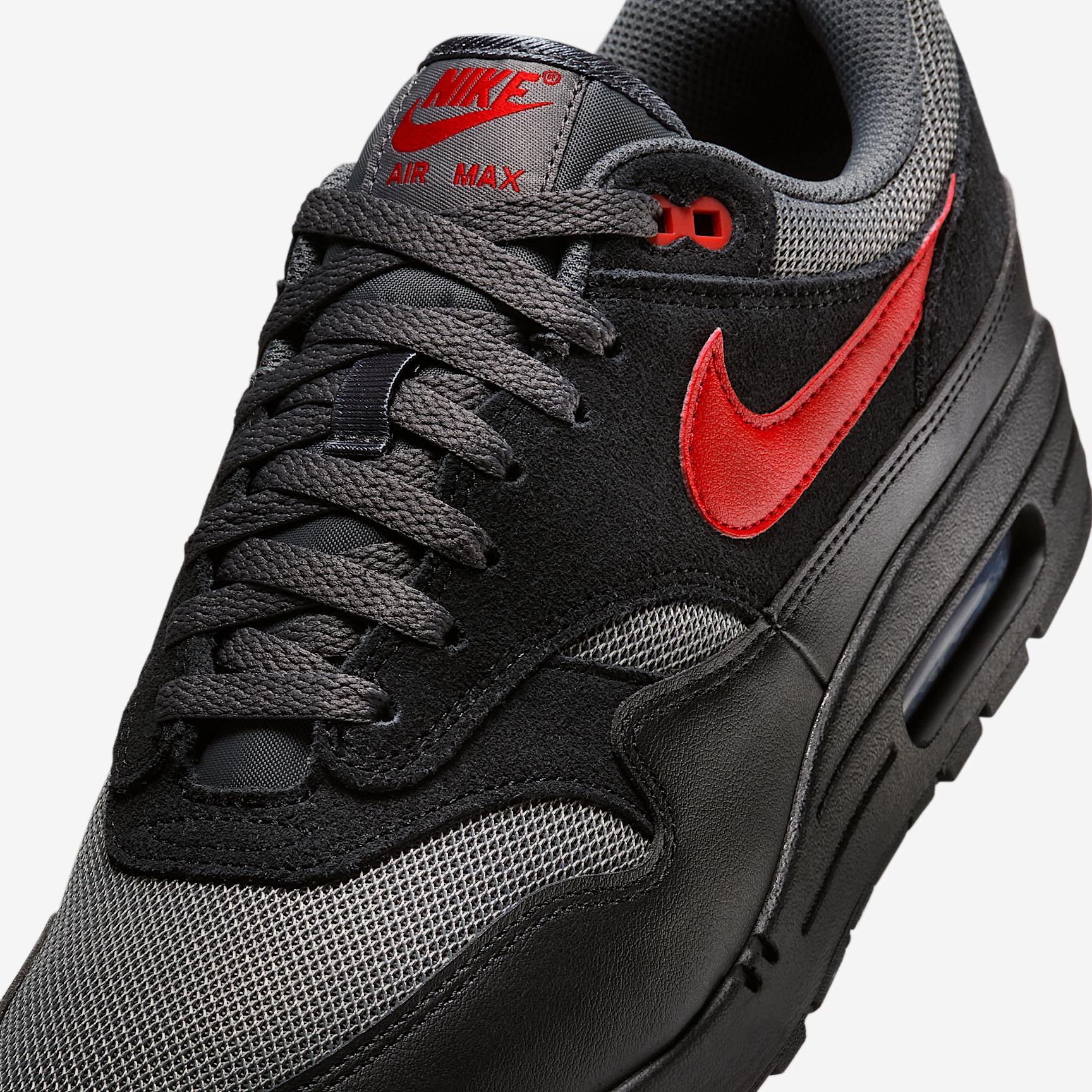 Nike Men's Air Max 1 Shoes Product Image