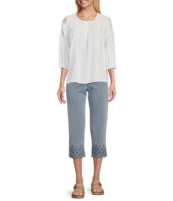 Intro Love the Fit Embroidered Hem Tummy Control Capri Leggings Product Image