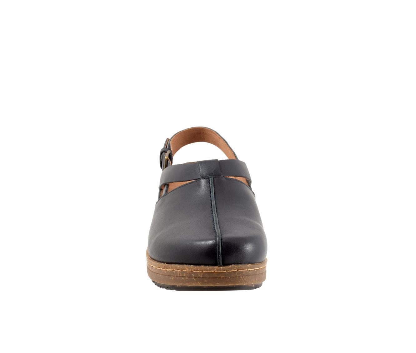Women's Softwalk Arica Clogs Product Image