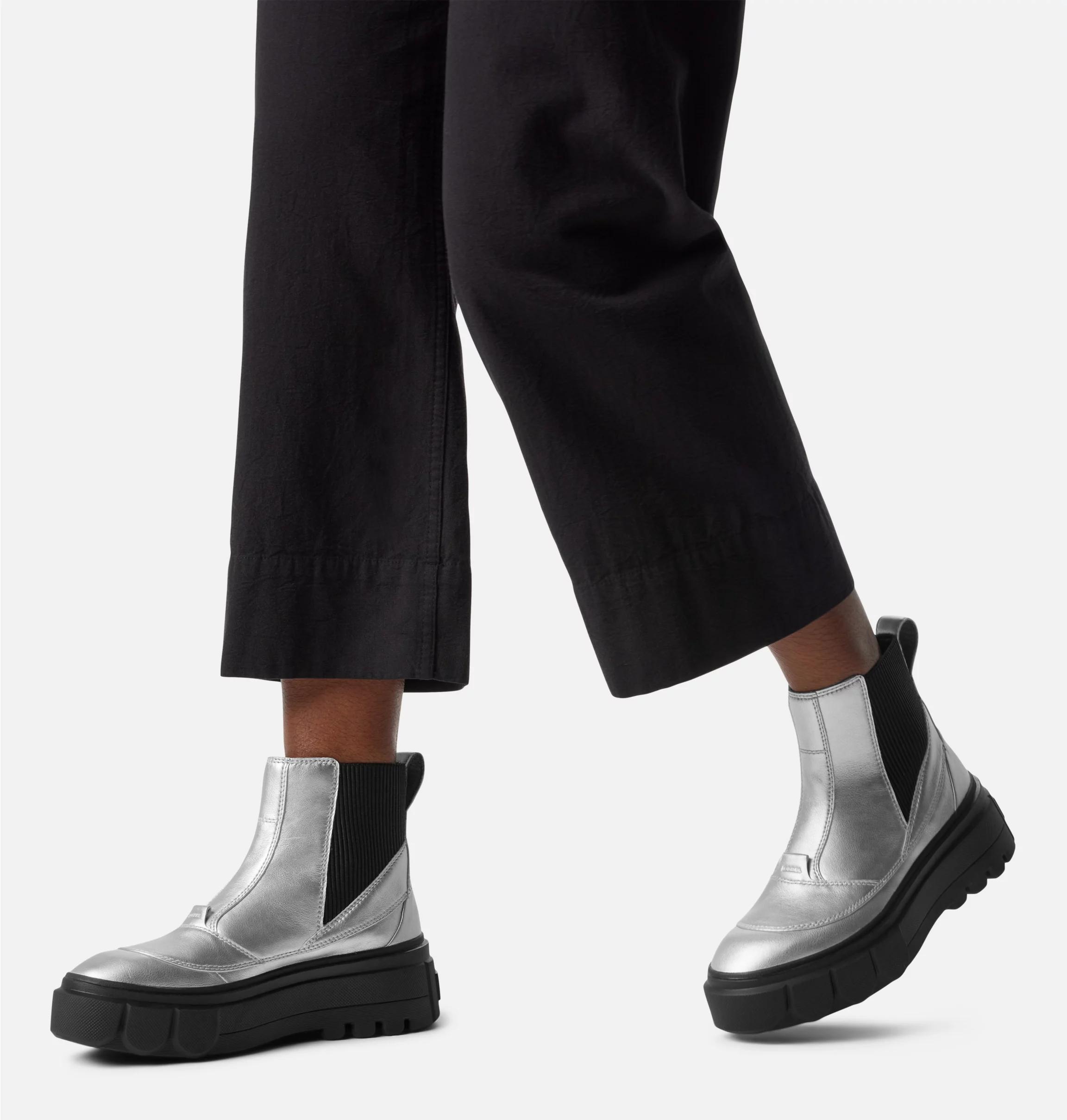 CARIBOU™ X Women's Chelsea Waterproof Boot Product Image