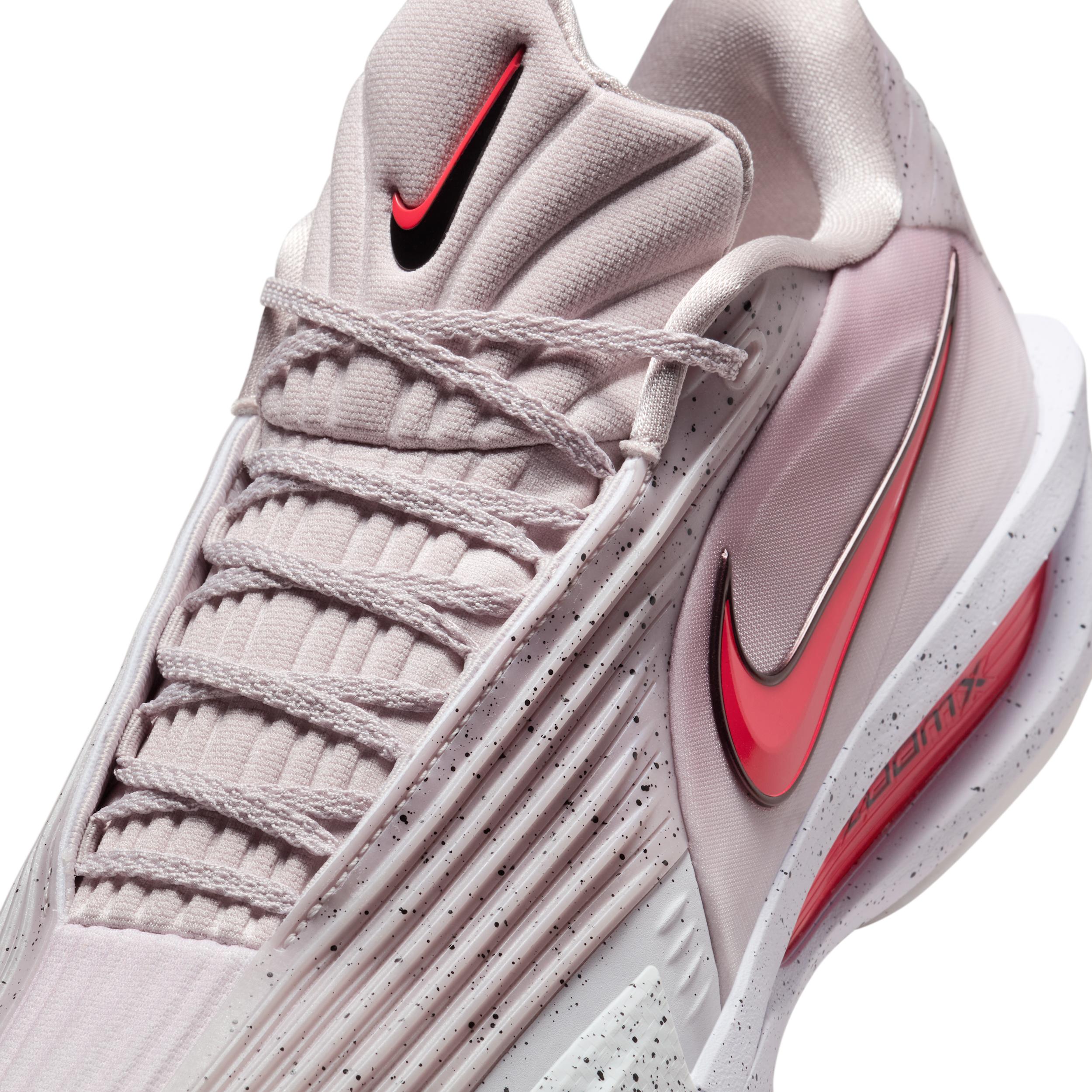 Nike Mens G.T. Cut 3 Turbo Basketball Shoes | HV9918-001 Product Image