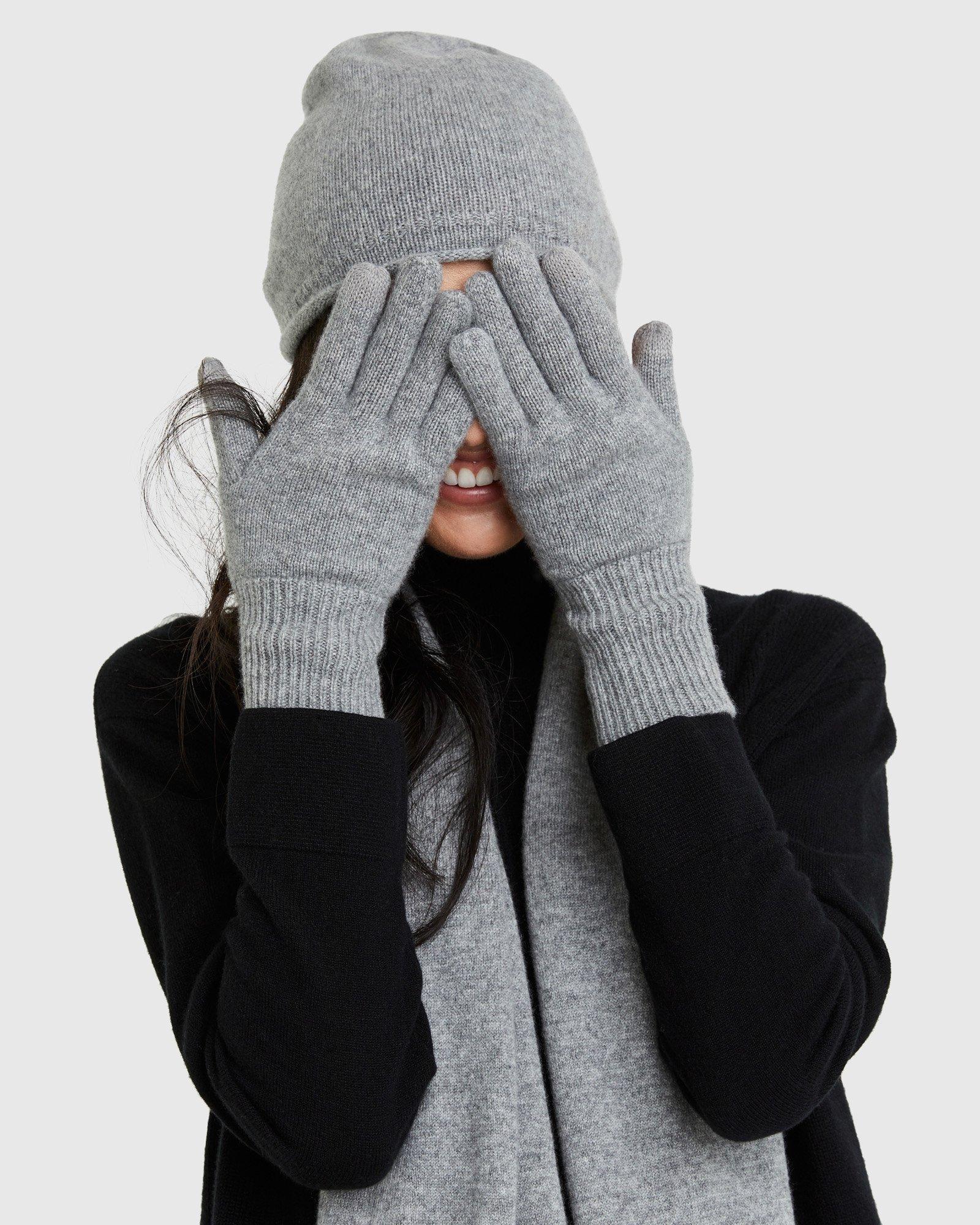 Quince | Women's Mongolian Cashmere Gloves Product Image