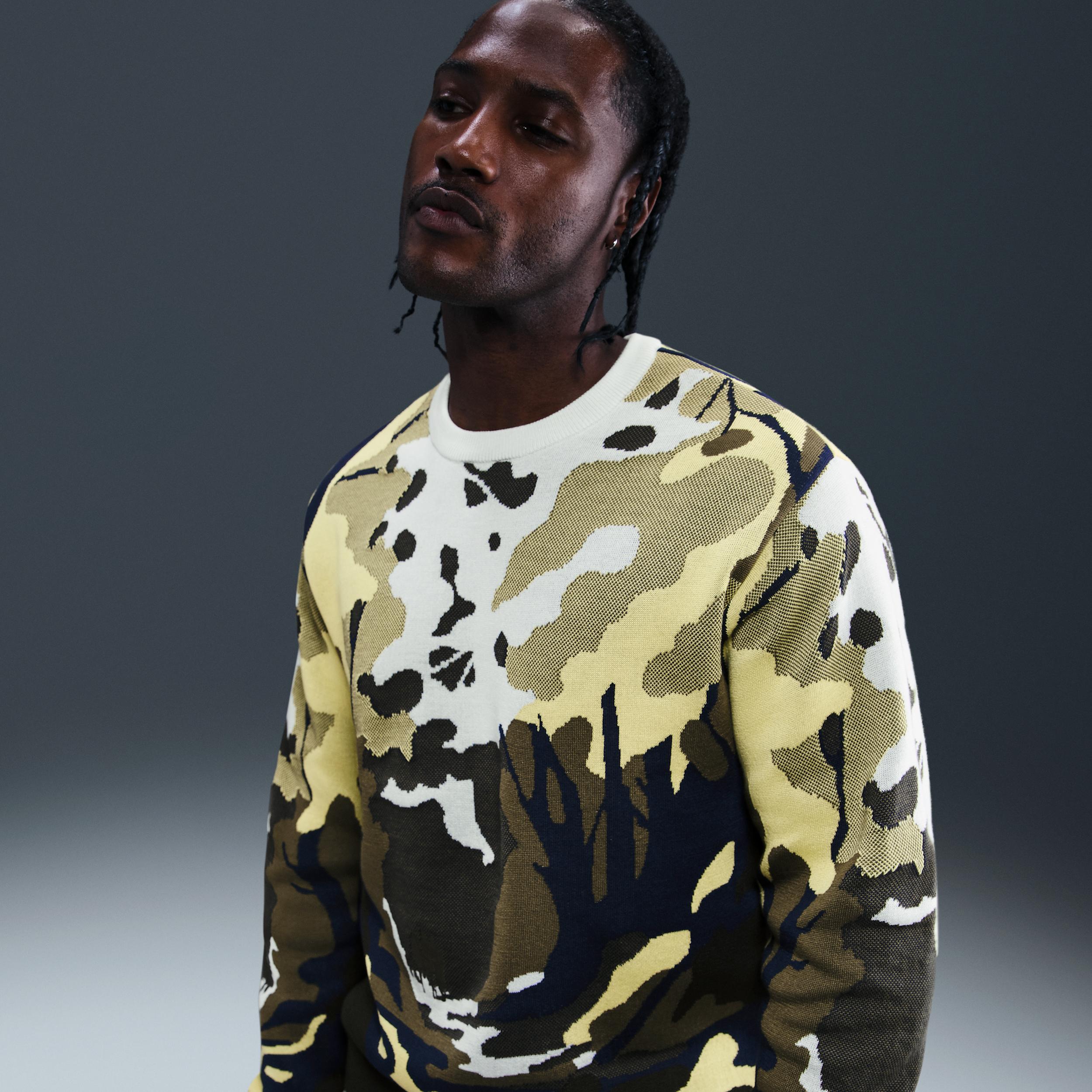 Nike Men's Life Wilderness Sweater Product Image