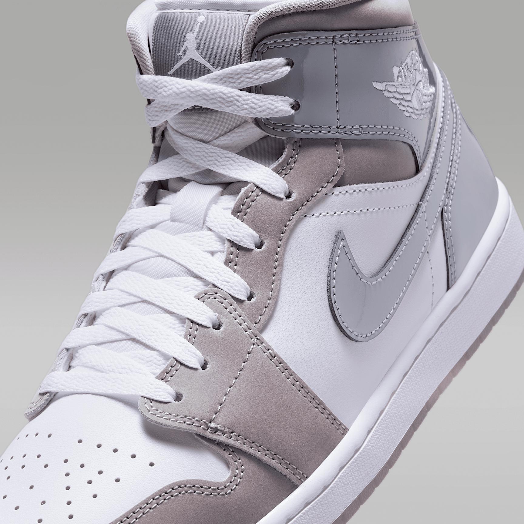 Mens Air Retro 1 Mid SE Casual Shoes Product Image