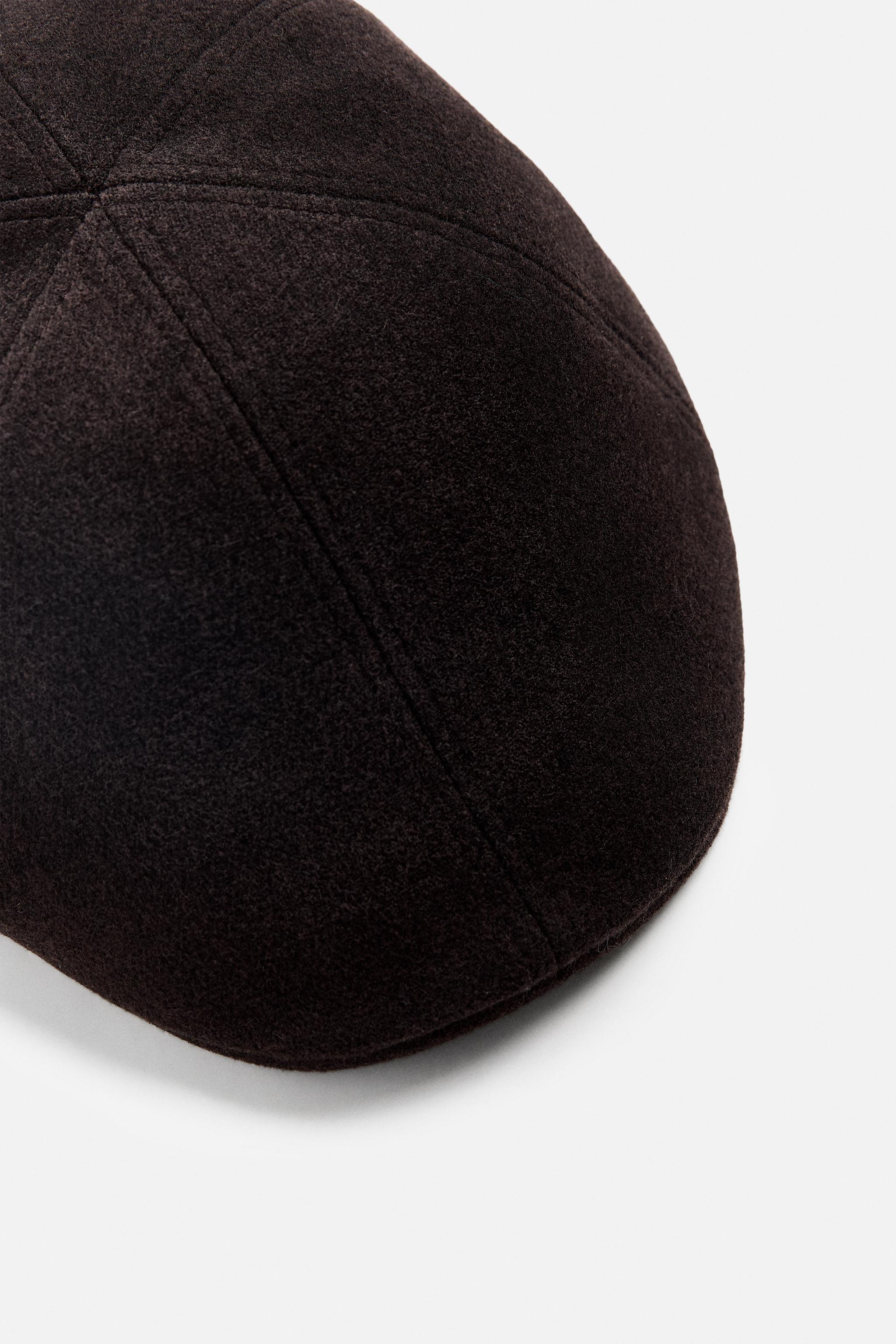 FLANNEL BERET Product Image