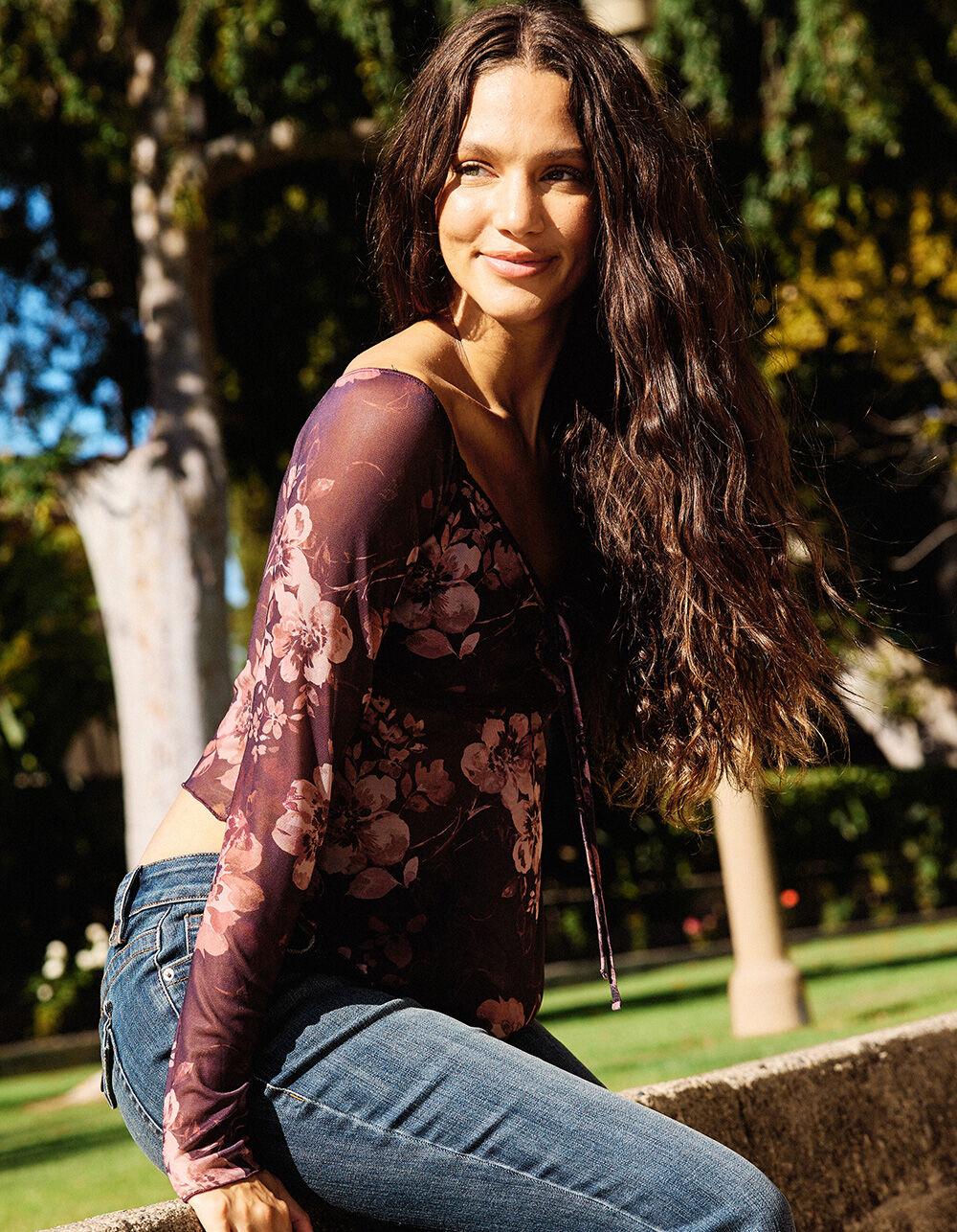 FULL TILT Floral Mesh Womens Hanky Top - BURGUNDY Product Image