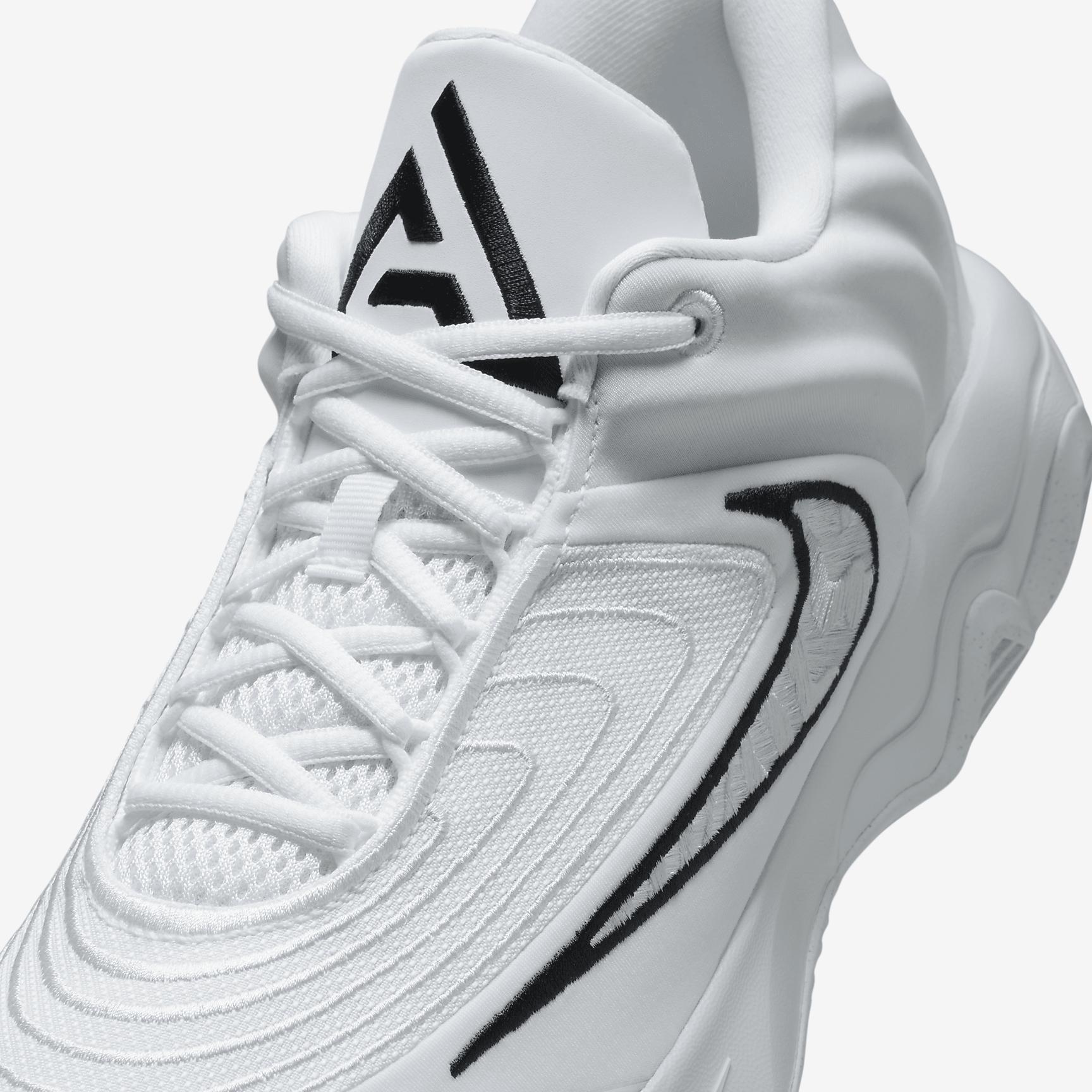 Giannis Immortality 4 Basketball Shoes Product Image