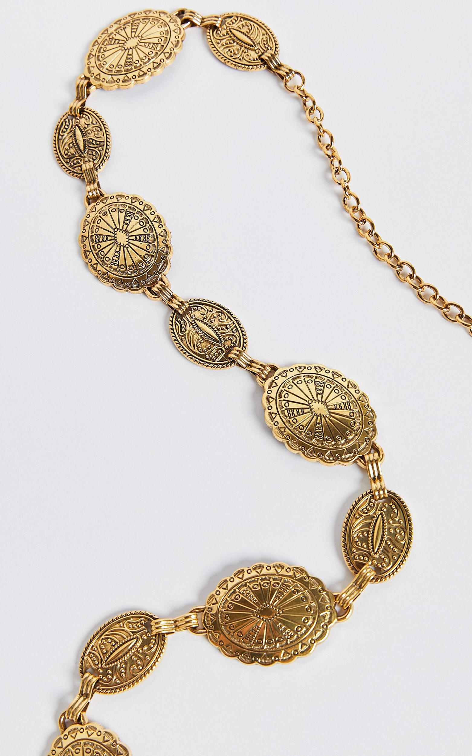 Bellerose Belt - Gold Circle Detail Chain Belt in Gold Product Image