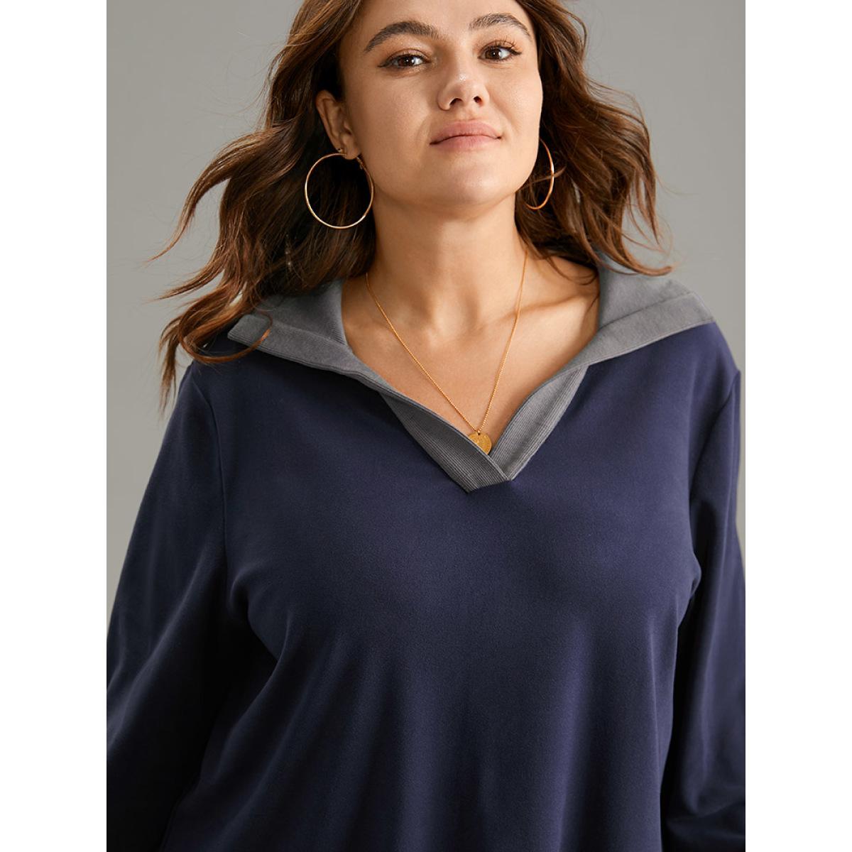 Plus Size Two Tone Contrast Lapel Collar Sweatshirt Women Navy Casual Contrast Lapel Collar Dailywear Sweatshirts BloomChic 14-16/1X Product Image