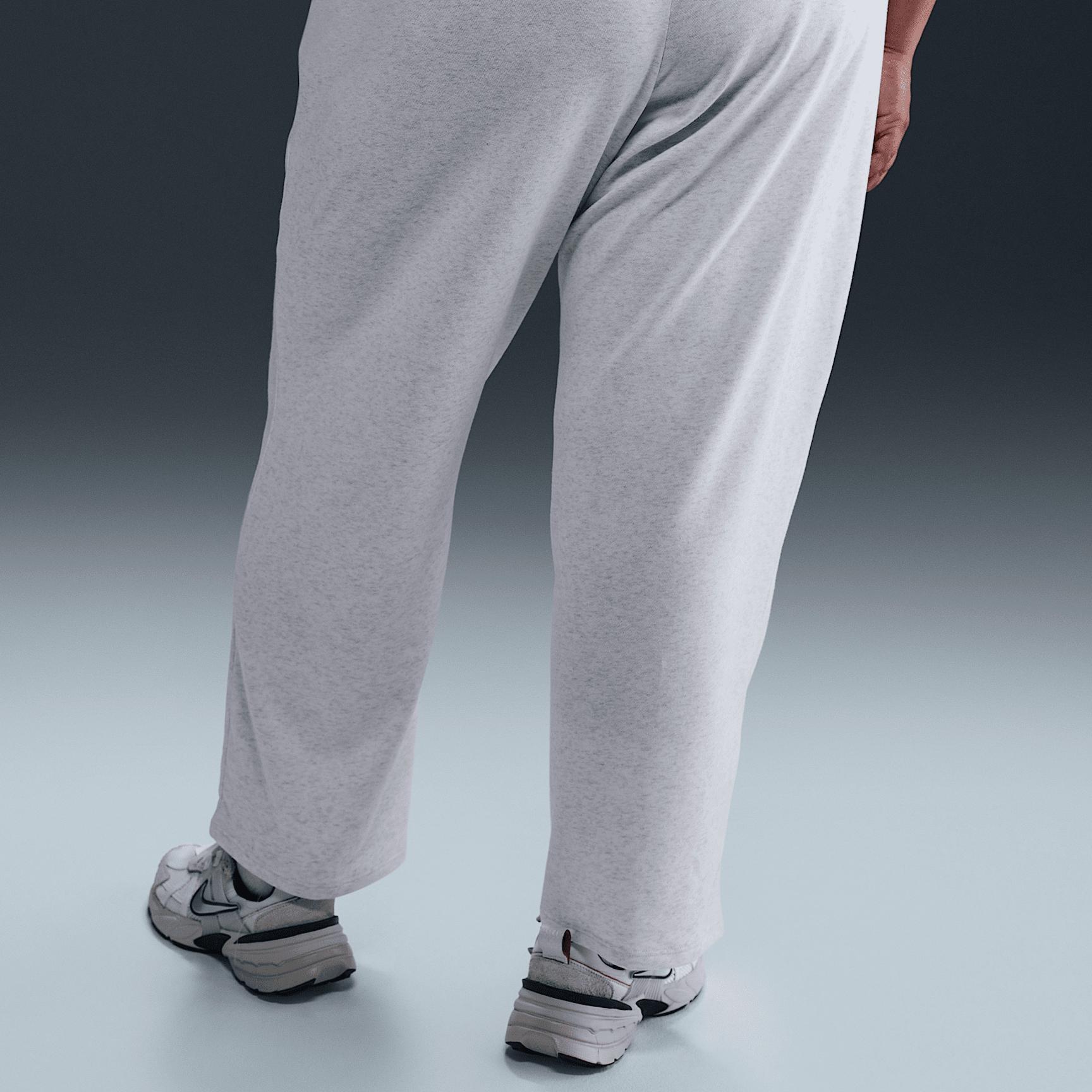 Women's Nike Sportswear Chill Terry Mid-Rise French Terry Open-Hem Sweatpants (Plus Size) Product Image
