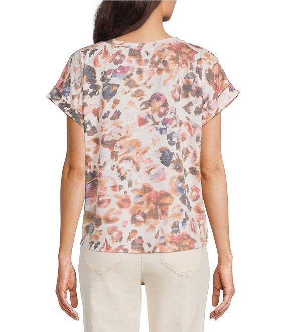 Democracy Petite Size Abstract Floral Crew Neck Short Sleeve Knot Hem Knit Top Product Image