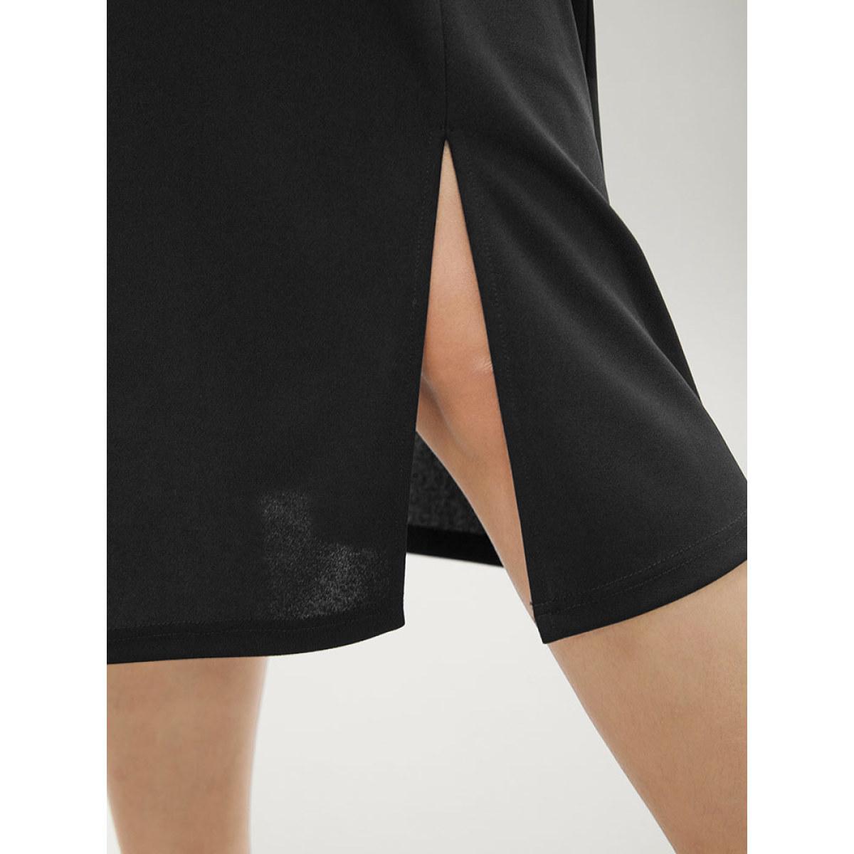 Plus Size Plain Pearl Beaded Detail Split Side Skirt Women Black Office Style accents No stretch Belt Office Skirts BloomChic 12/L Product Image