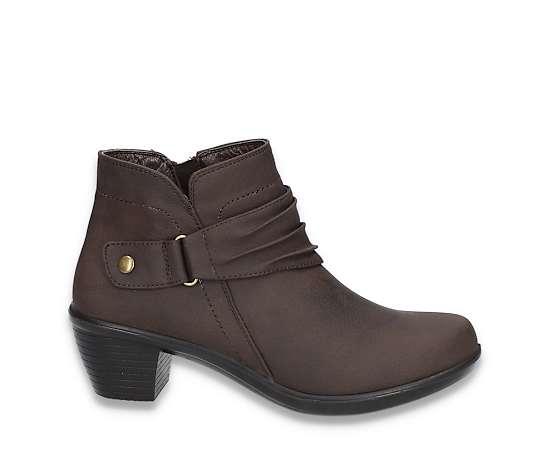 Easy Street Damita Women's Ankle Boots,  Product Image