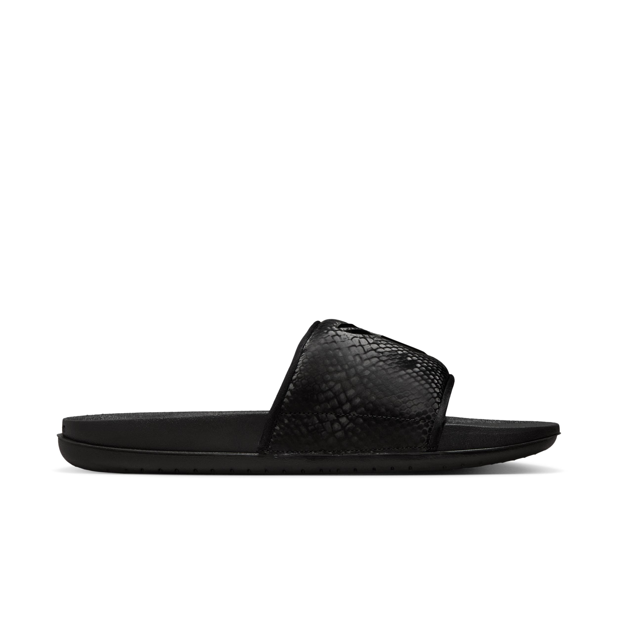 Kobe Offcourt Men's Slides Product Image