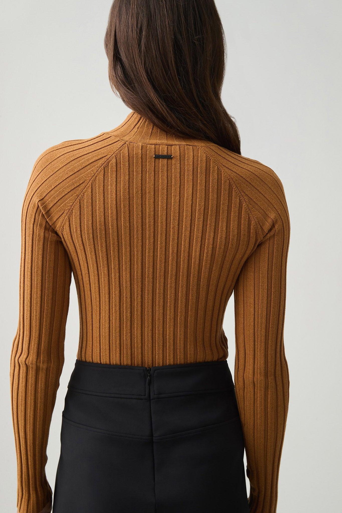 Ribbed Raglan Long Sleeve Top 460 Product Image