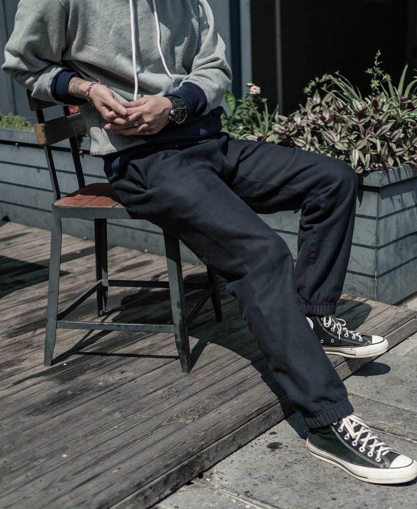 1950s 20.5 oz Terry Cloth Reverse Weave Sweatpants - Black Product Image