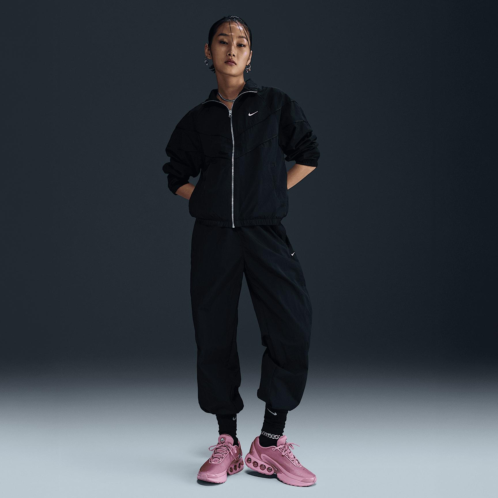 Nike Womens Air Max Dn Shoes | HV4861-600 Product Image