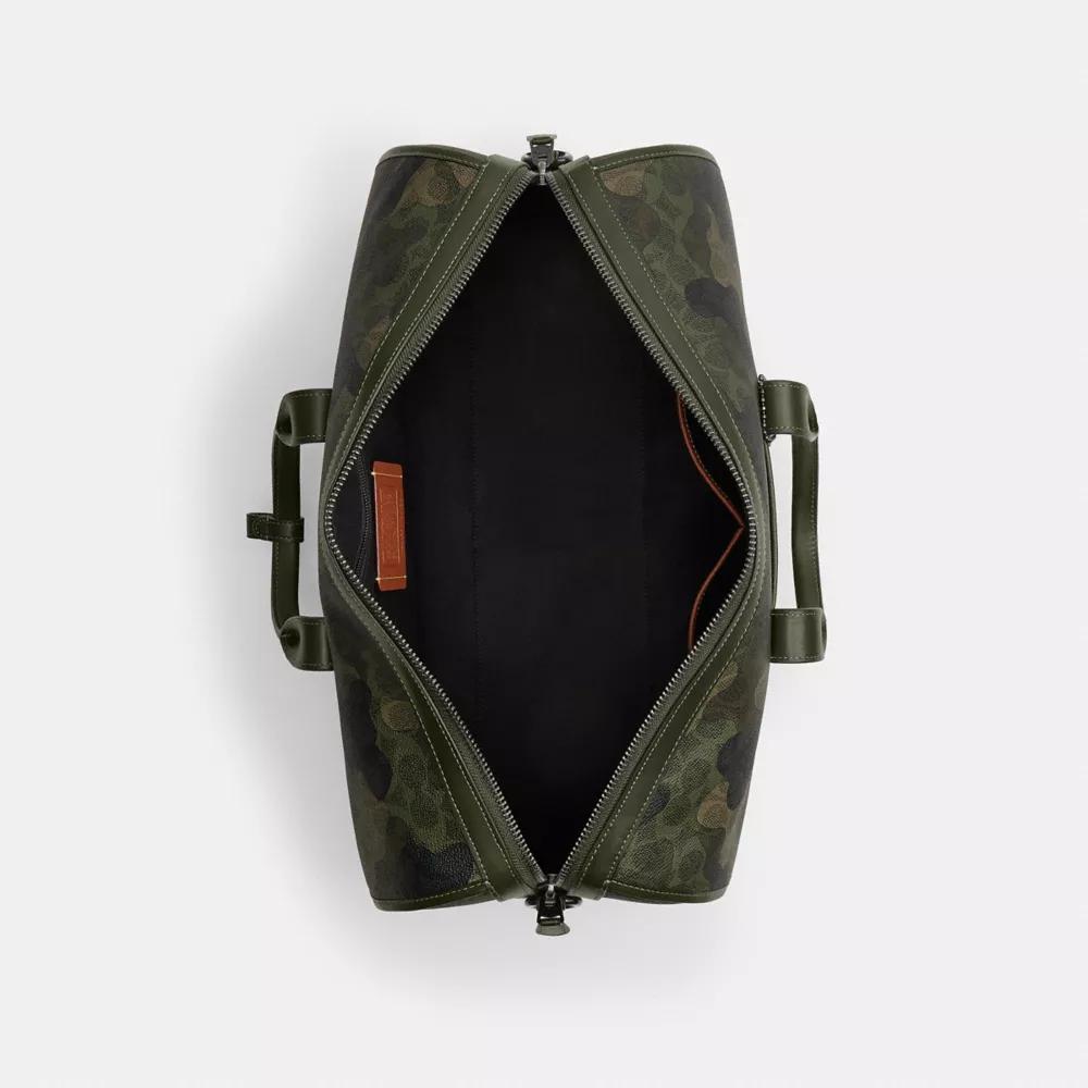 Gotham Duffle Bag 45 In Signature Camo Print Product Image