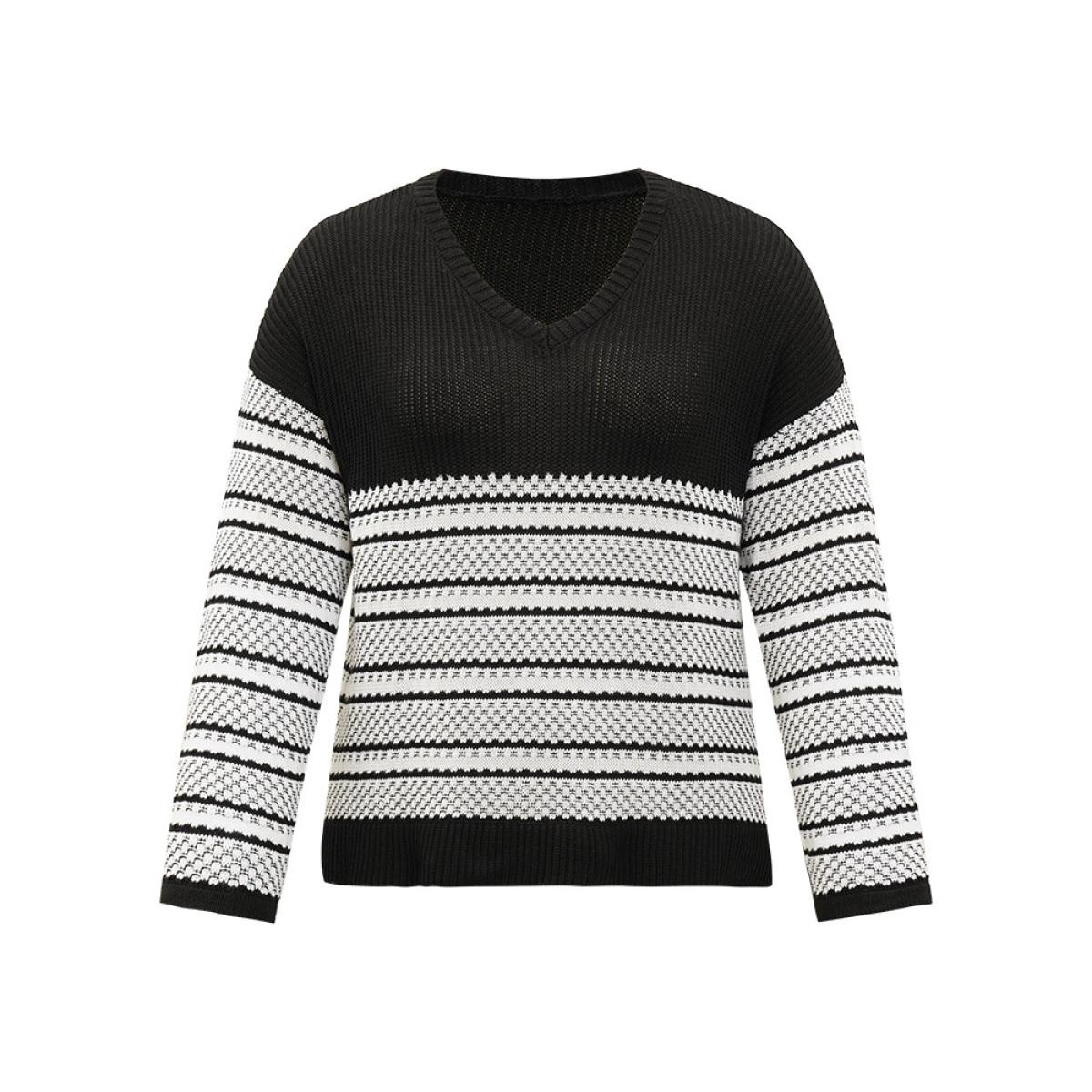 Plus Size Two Tone V Neck Patchwork Elastic Cuffs Pullover Black Women Casual Loose Long Sleeve V-neck Everyday Pullovers BloomChic 18-20/2X Product Image