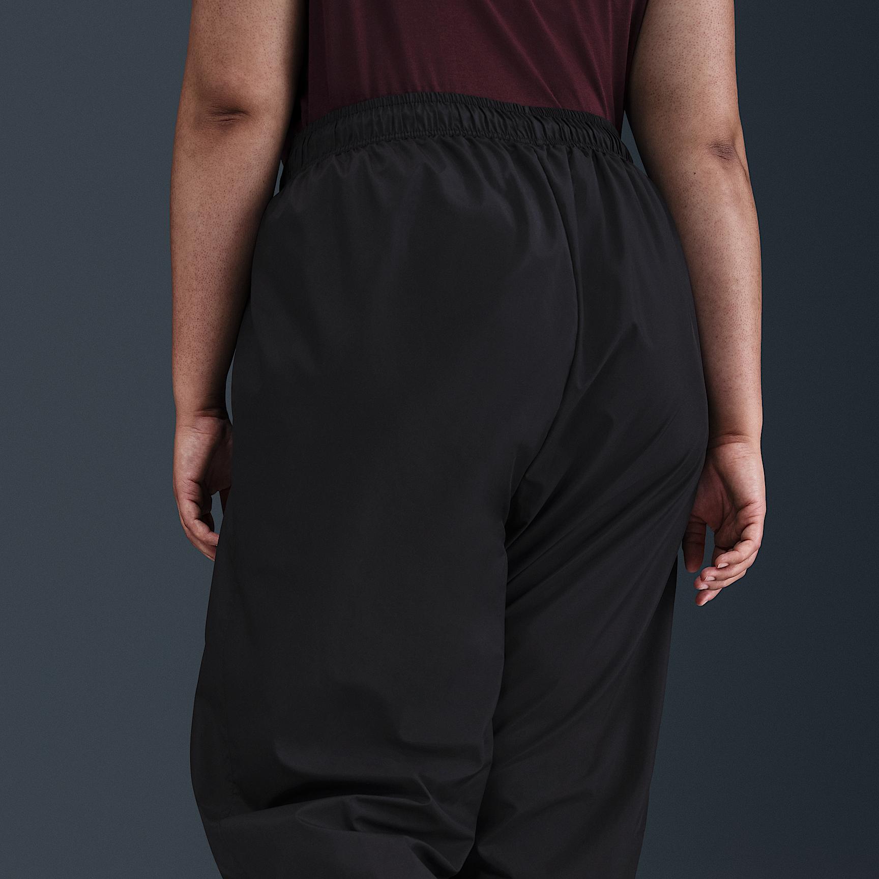 Women's Nike Sportswear Classic Wovens UV Protection Mid-Rise Loose Jogger Pants (Plus Size) Product Image