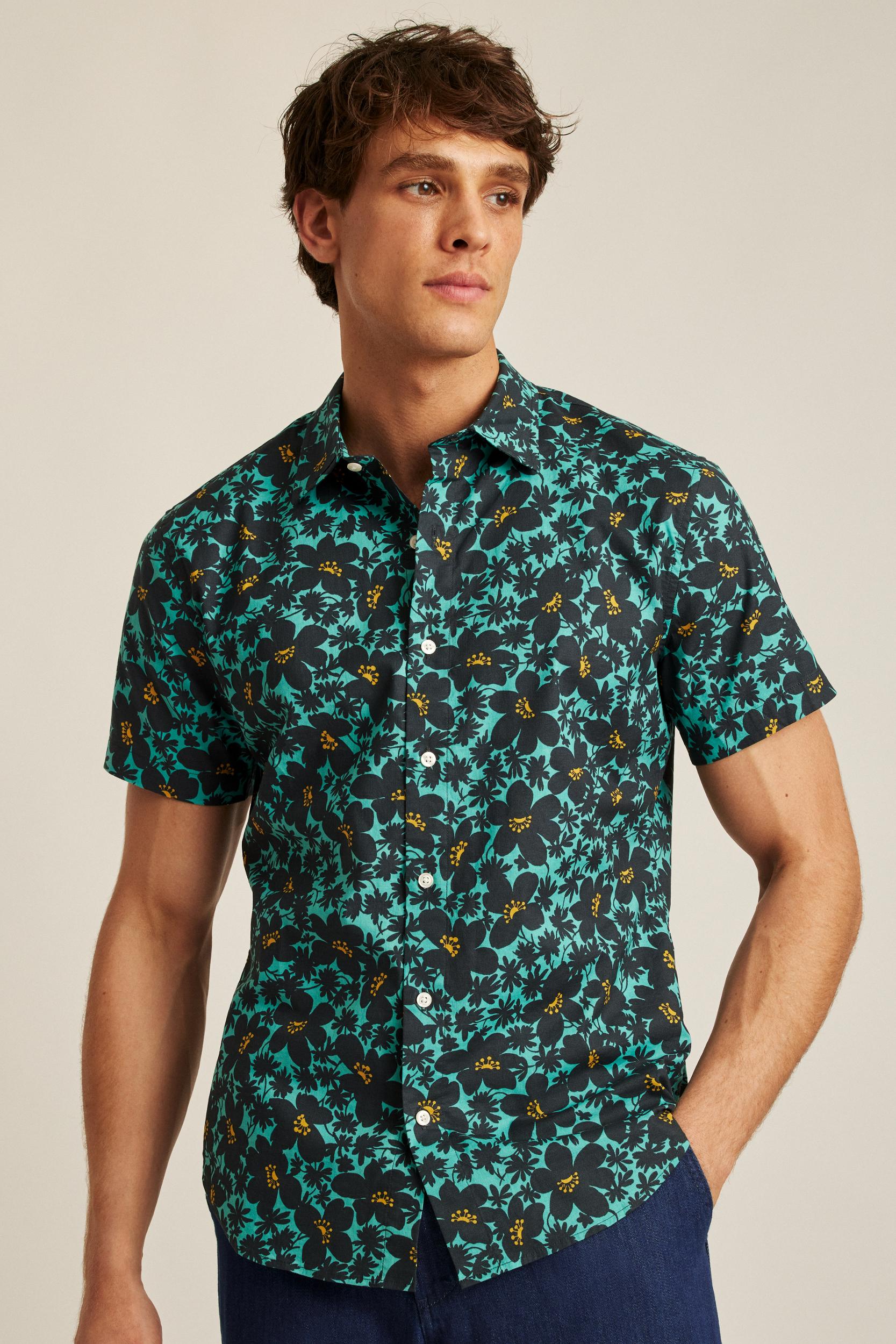 Riviera Short Sleeve Shirt Product Image
