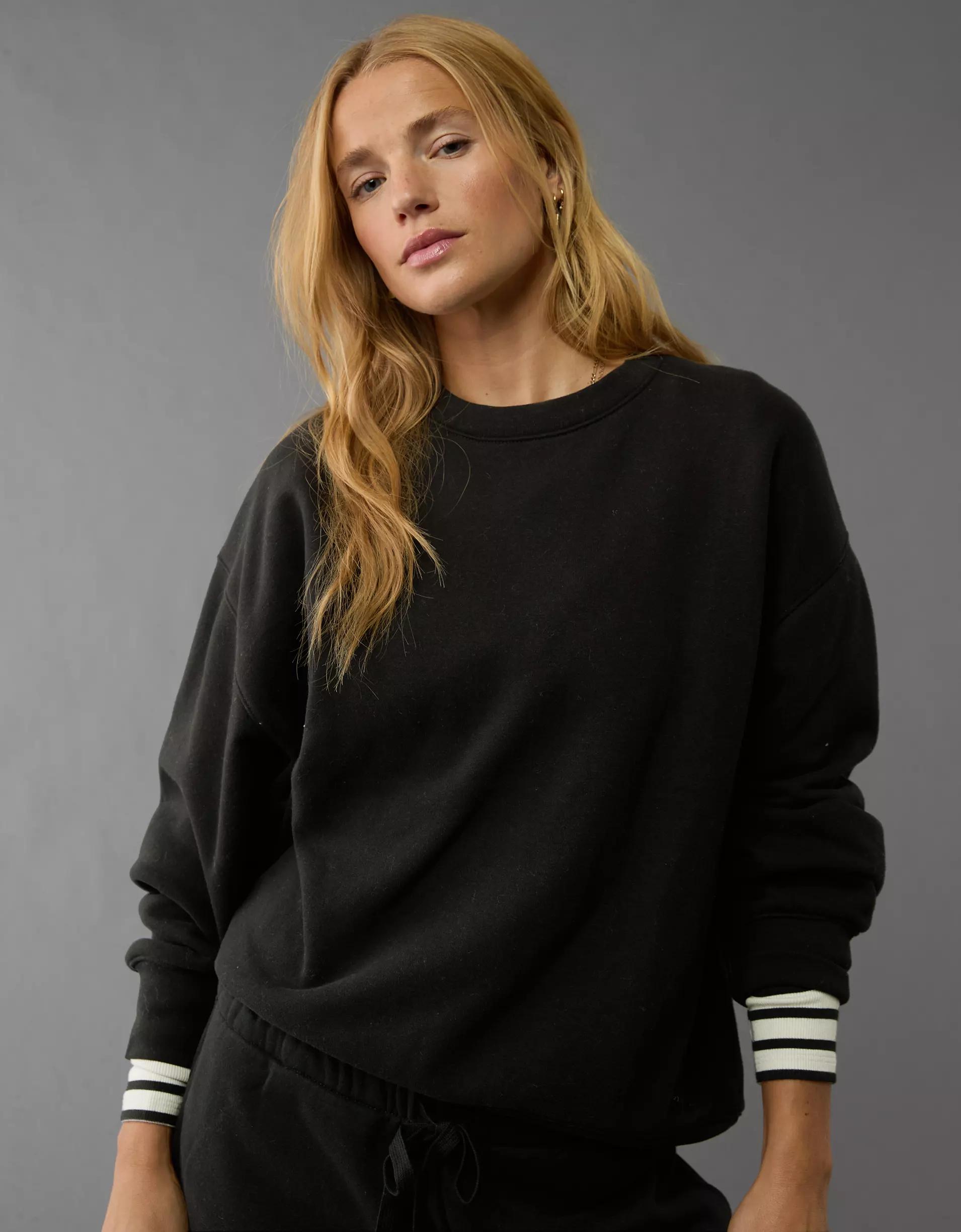 AE Everyday Luxe Crew Neck Sweatshirt Product Image