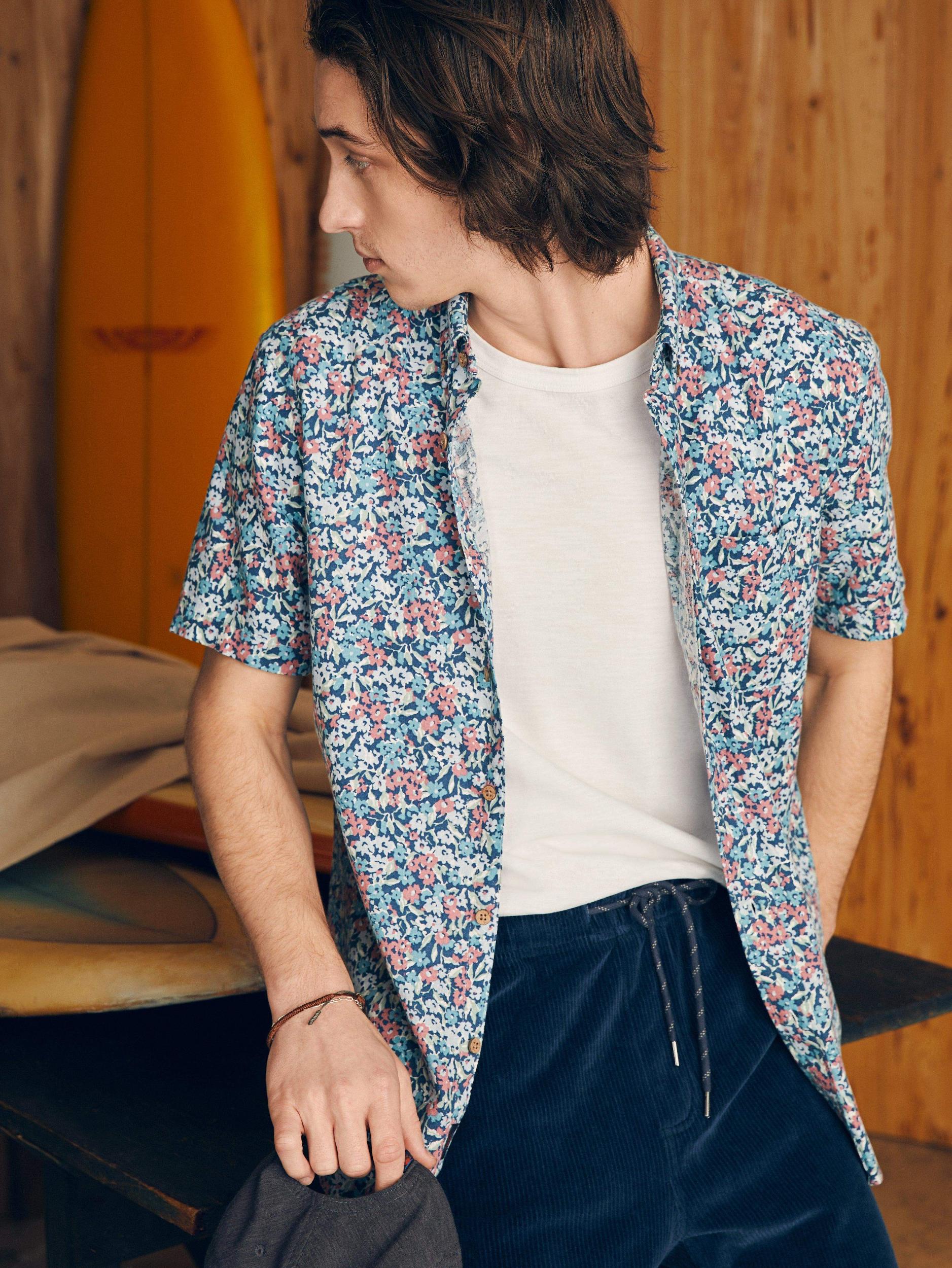 Short-Sleeve Breeze Shirt - Seafoam Beach Blossom Male Product Image