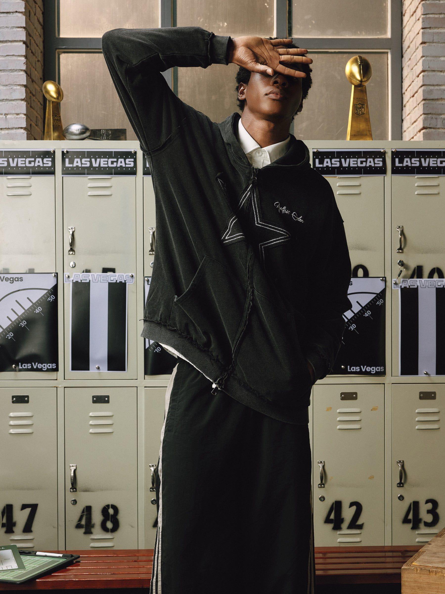 Aelfric Eden Oversized Star Zip Up Hoodie Product Image